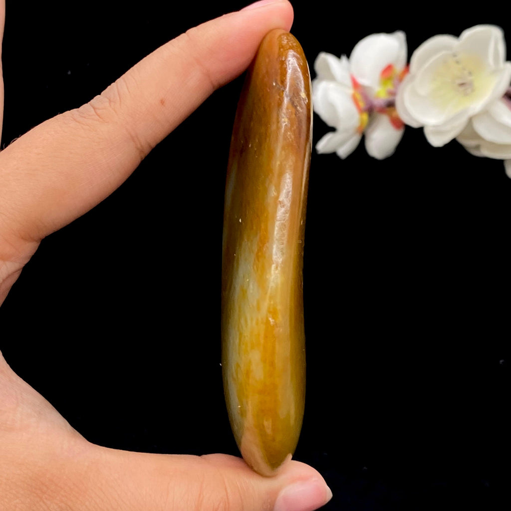 和田玉聚黄皮籽料手把件（153.7g）