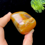 和田玉红沁皮籽料把件（108g）