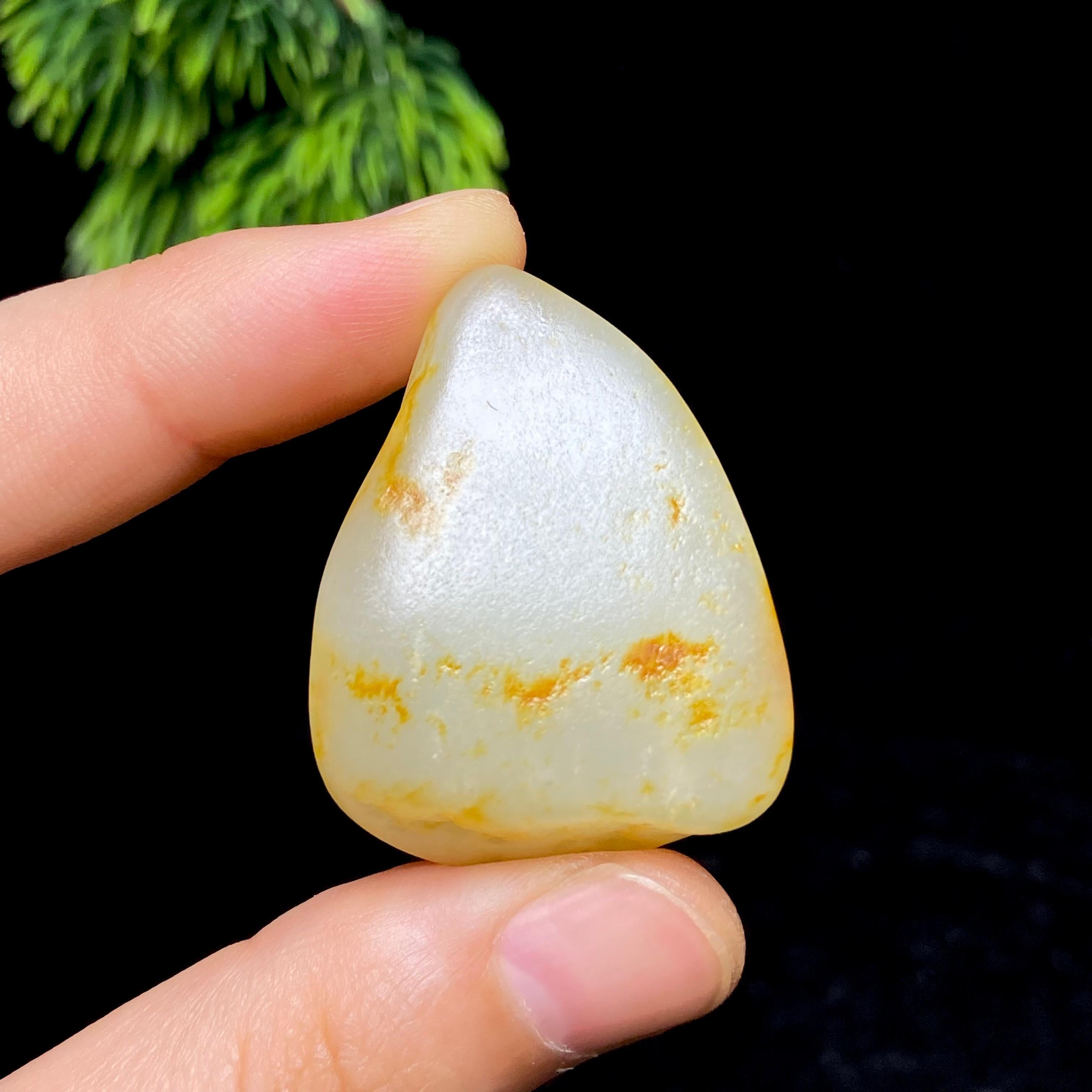 【超值推荐】和田玉洒金皮籽料（19.3g）