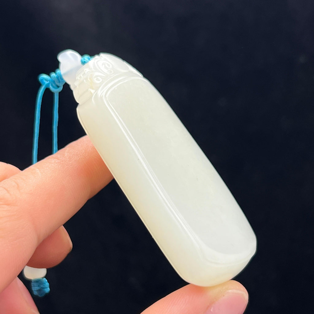 和田玉籽料无事牌（61.2g）