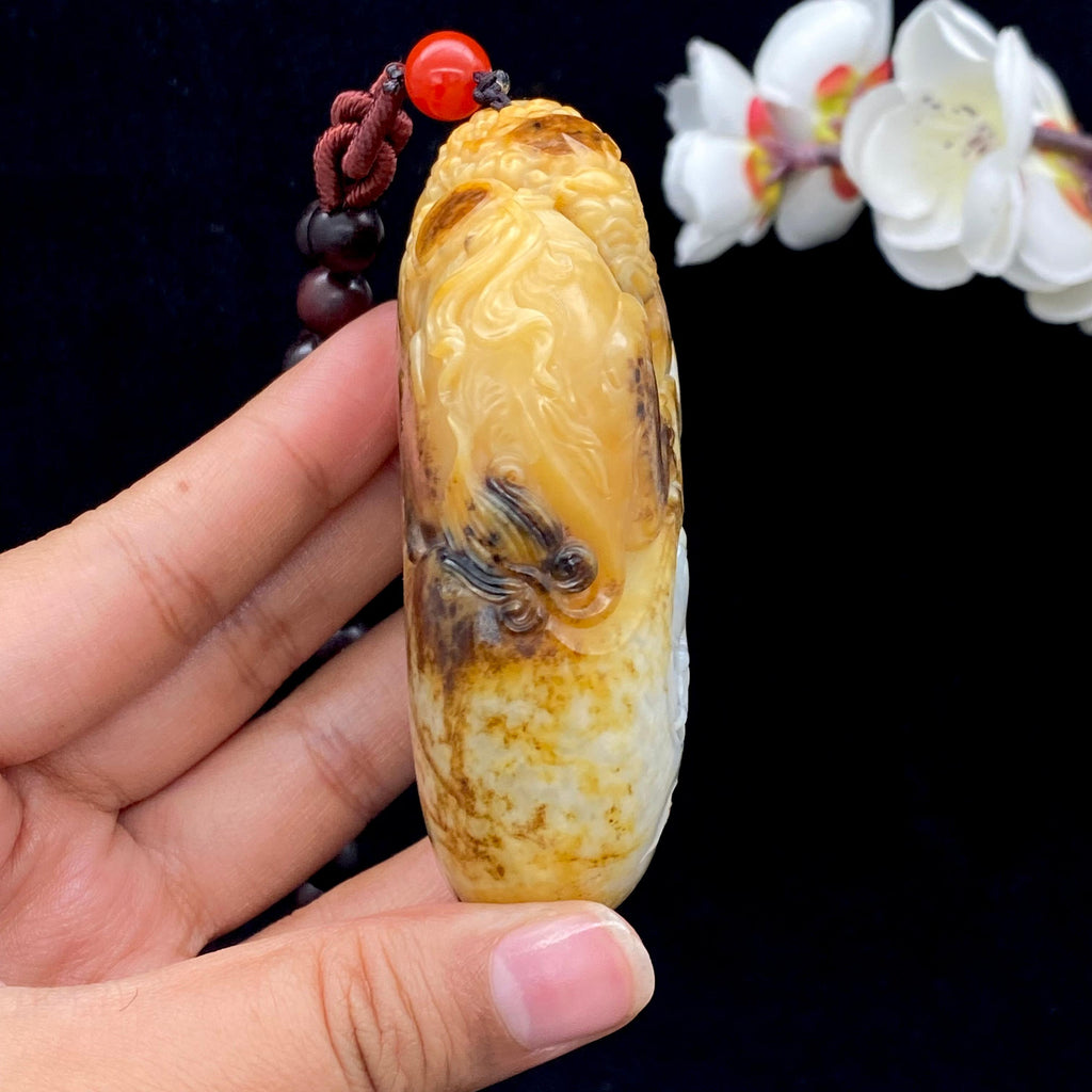 和田玉黄沁皮荔枝肉籽料【手把件】（290.6g）
