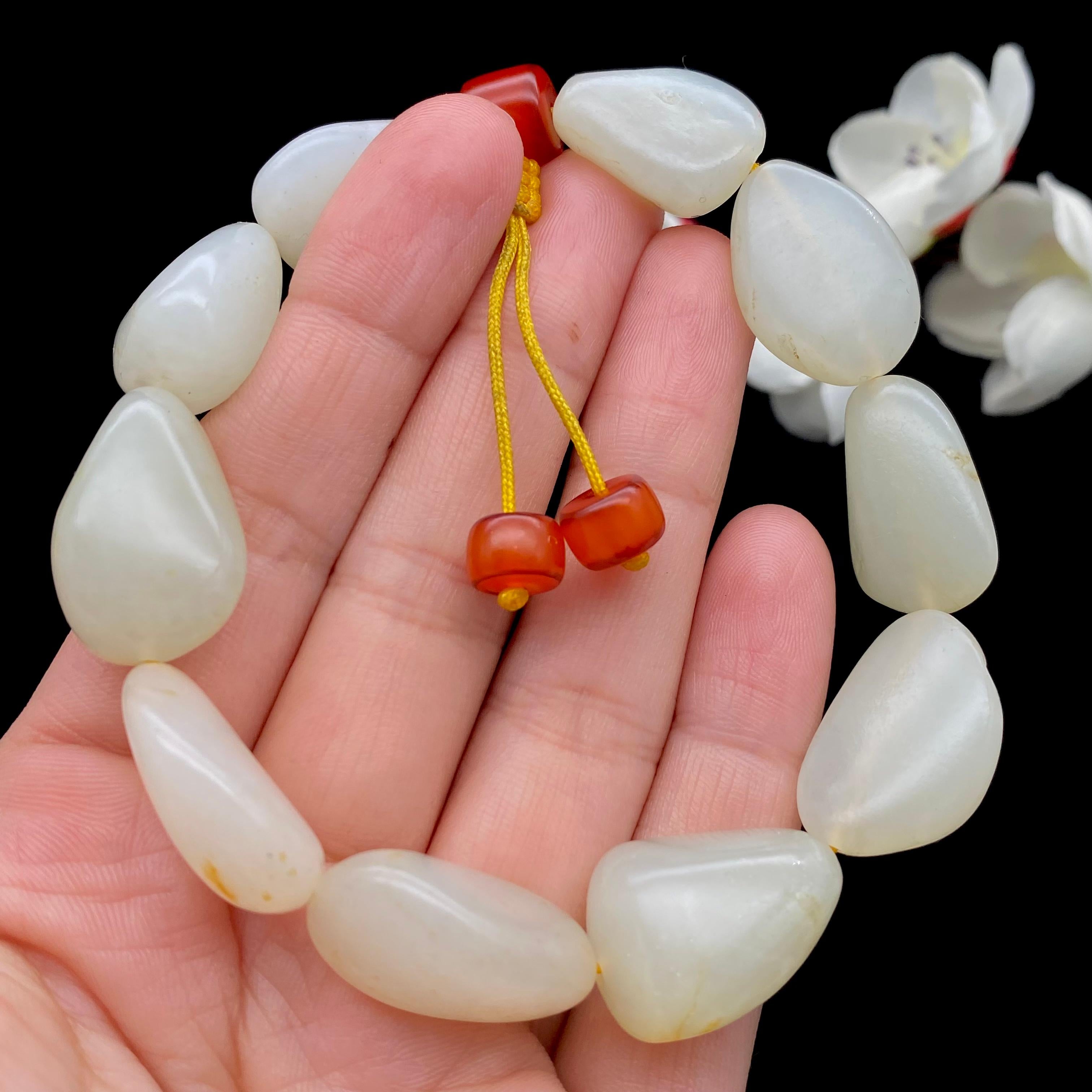 和田玉洒金皮籽料【精品手串】（46.4g） – 厚德载玉