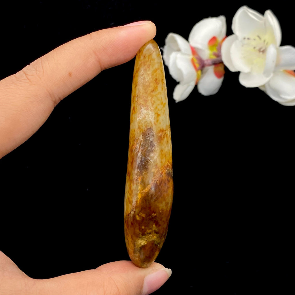 和田玉洒红皮籽料大挂件（65.8g）