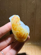 和田玉籽料红皮貔貅（97.9g）