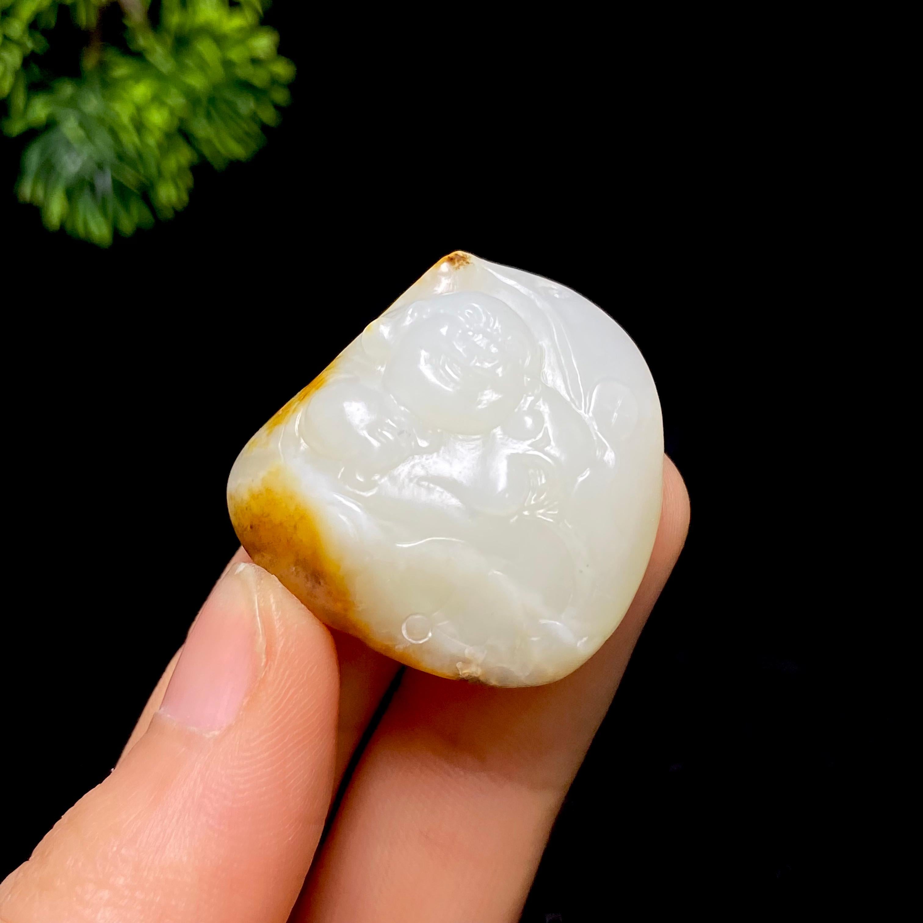 和田玉籽料佛公（21.4g）