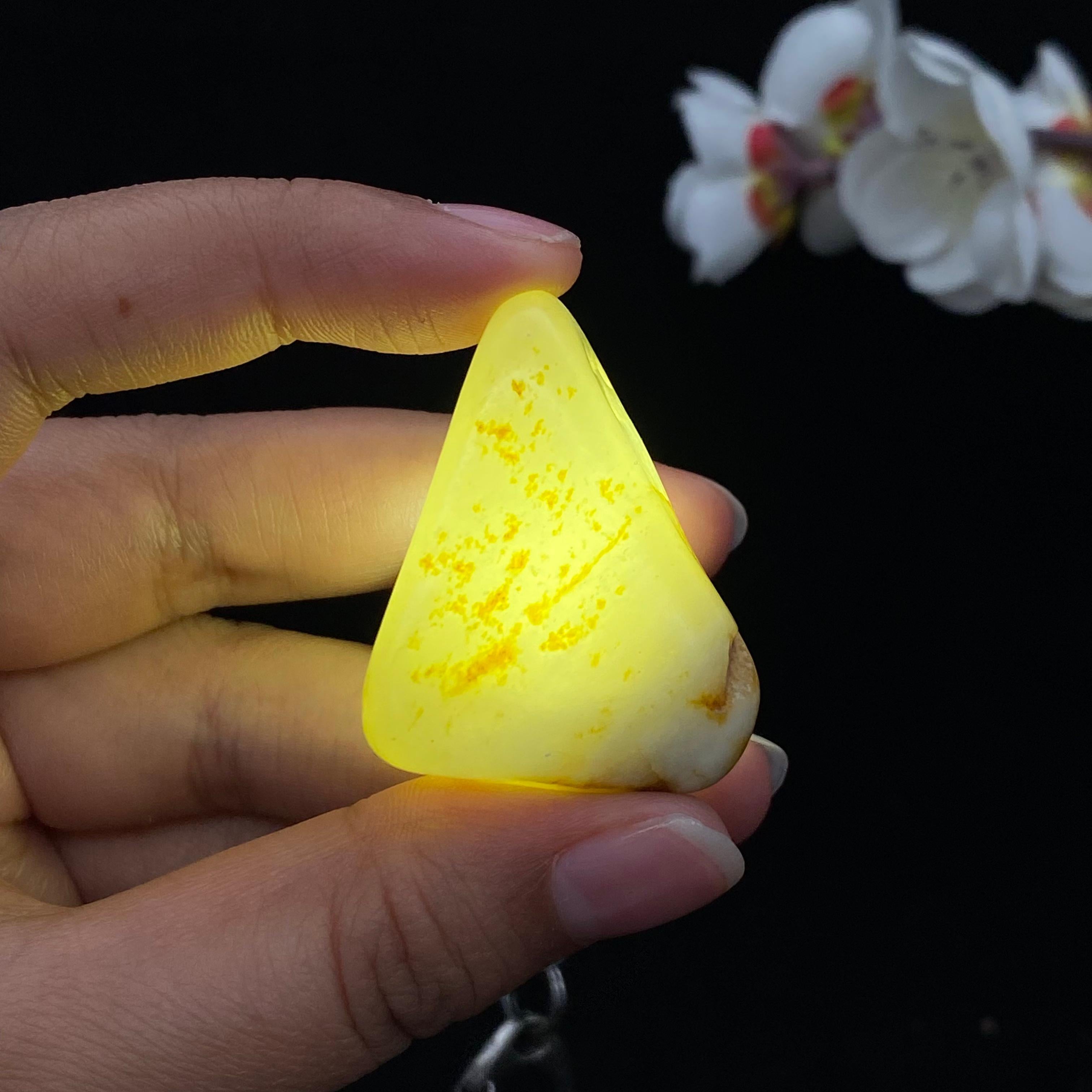 和田玉洒金皮籽料（35.1g）