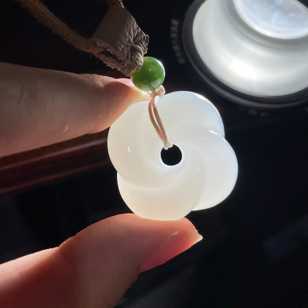 和田玉羊脂玉扭方（18.5g）