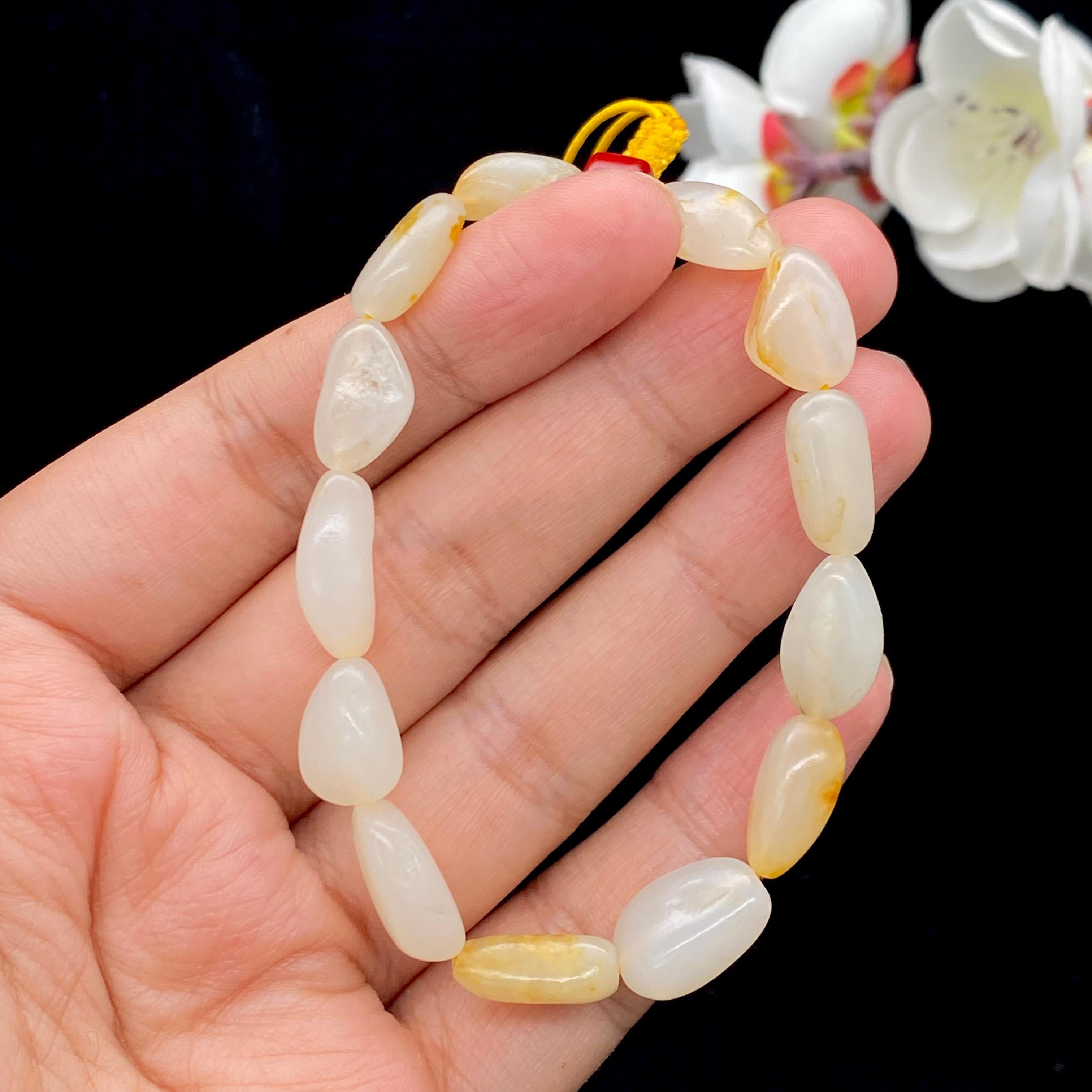 和田玉洒金皮籽料【精品女士手串】（15.9g）