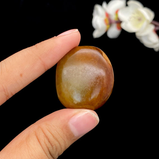 和田玉黄青皮籽料原石（26g）
