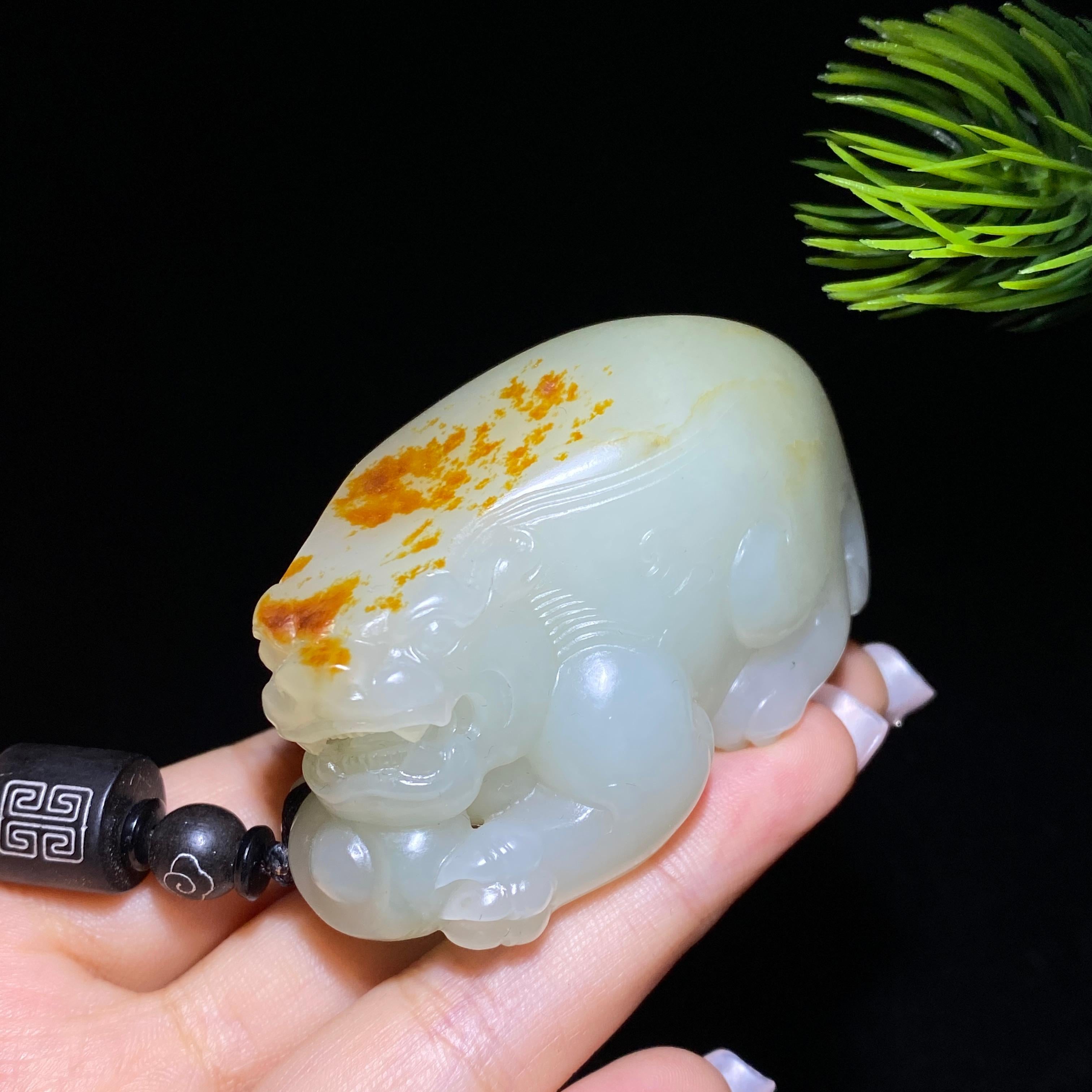 和田玉籽料貔貅把件（128.6g）