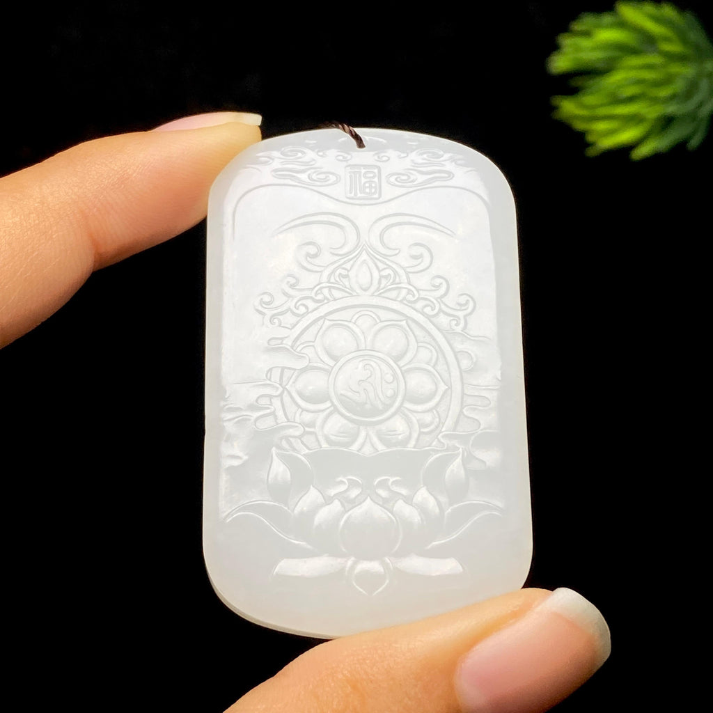 和田玉白玉千手观音（30.1g）