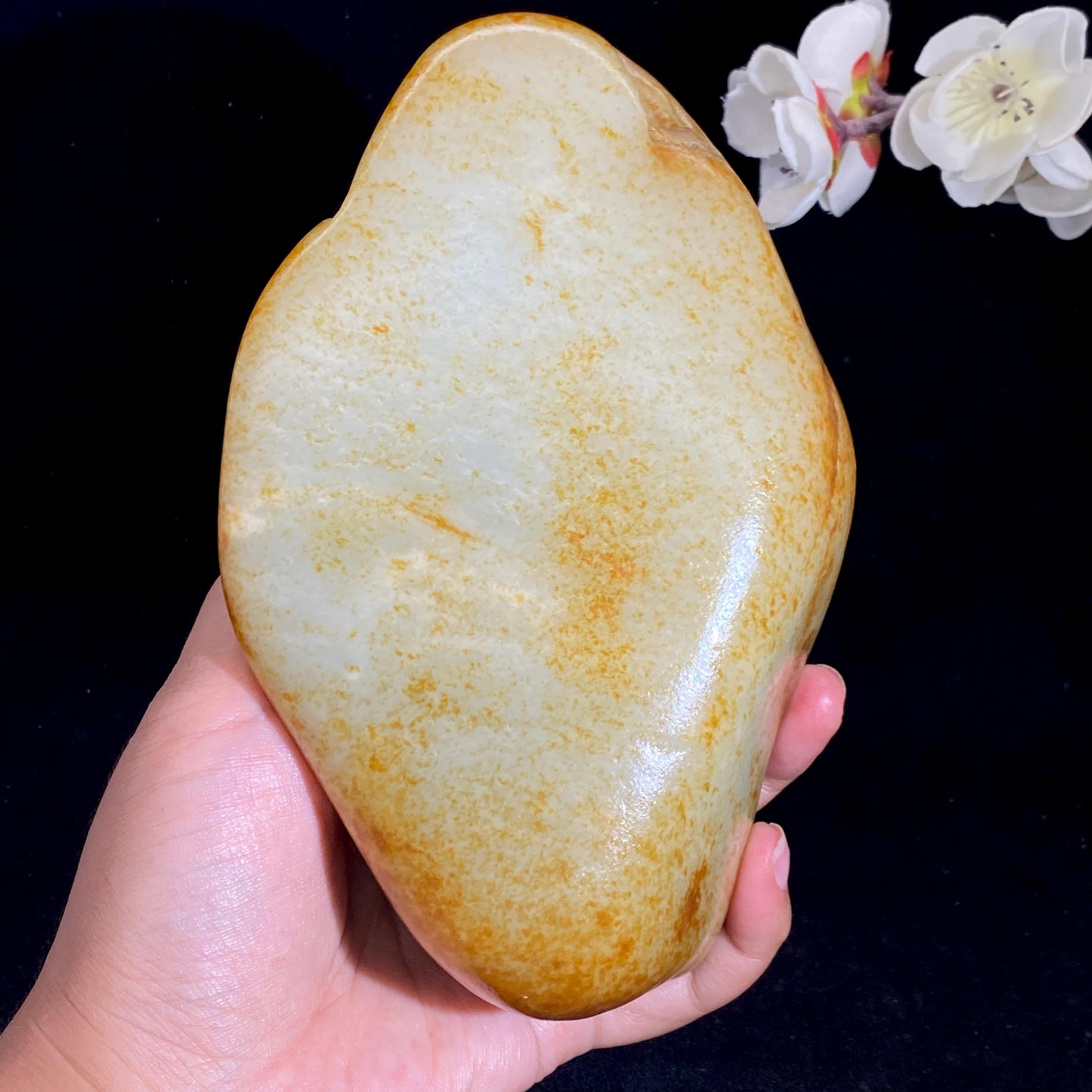 和田玉洒红皮籽料（1227.1g）
