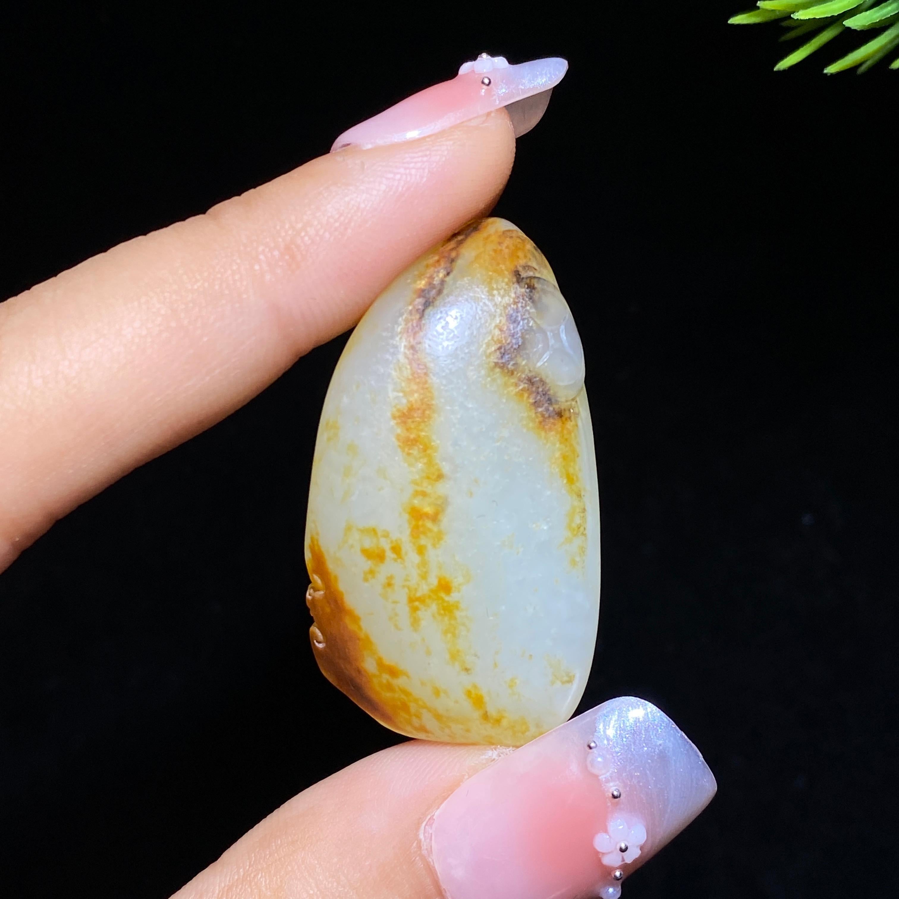 和田玉籽料佛公（12.5g）