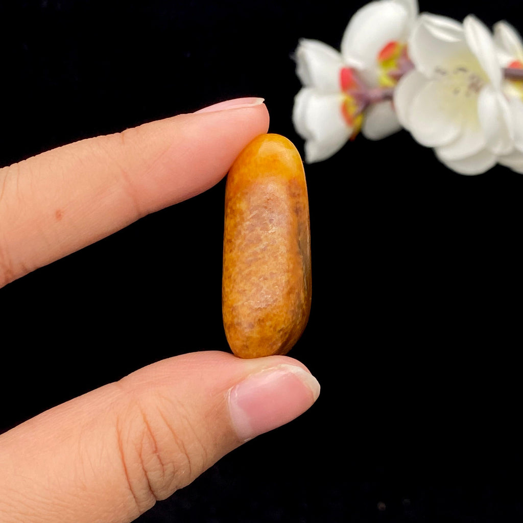 和田玉黄沁皮籽料挂件（19.2g）