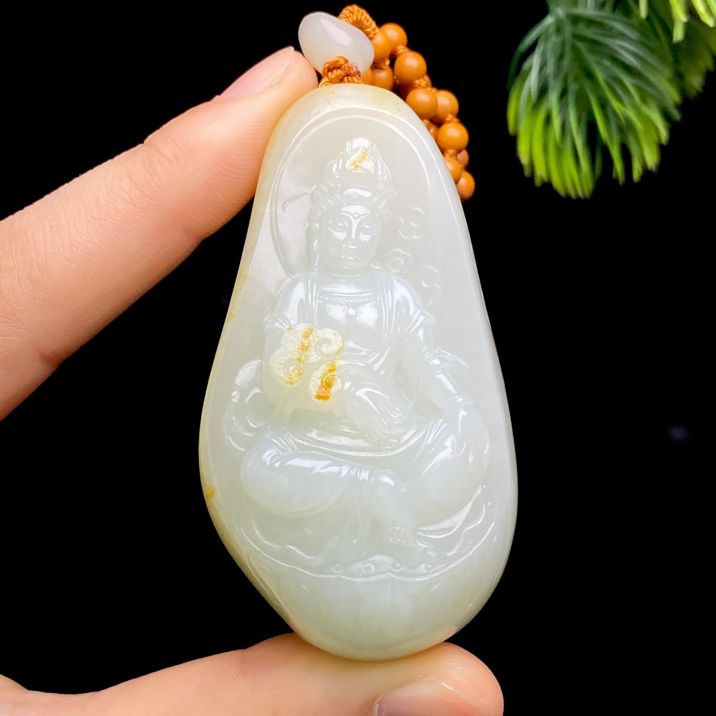 和田玉籽料观音（87.9g）