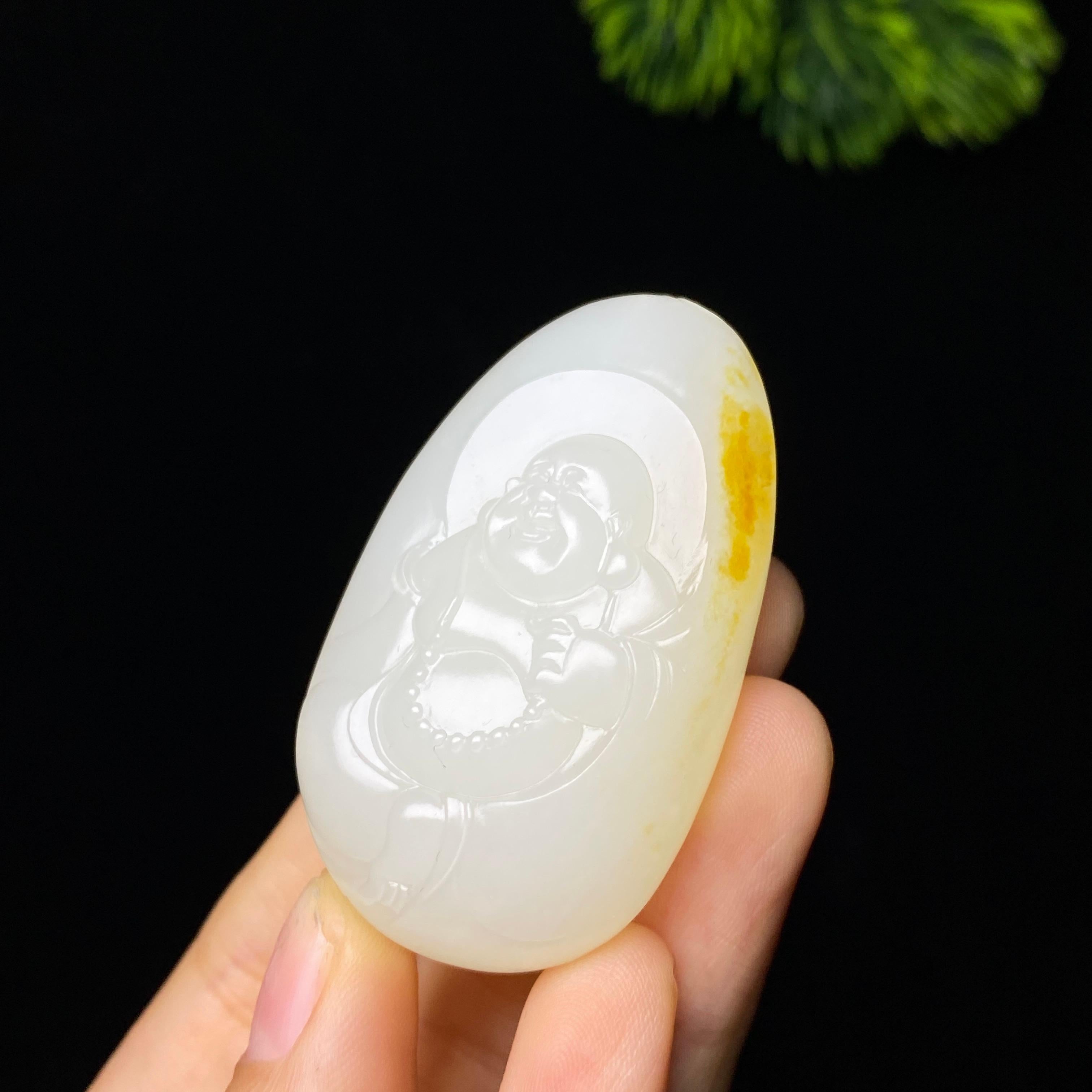 和田玉籽料佛公（42.9g）