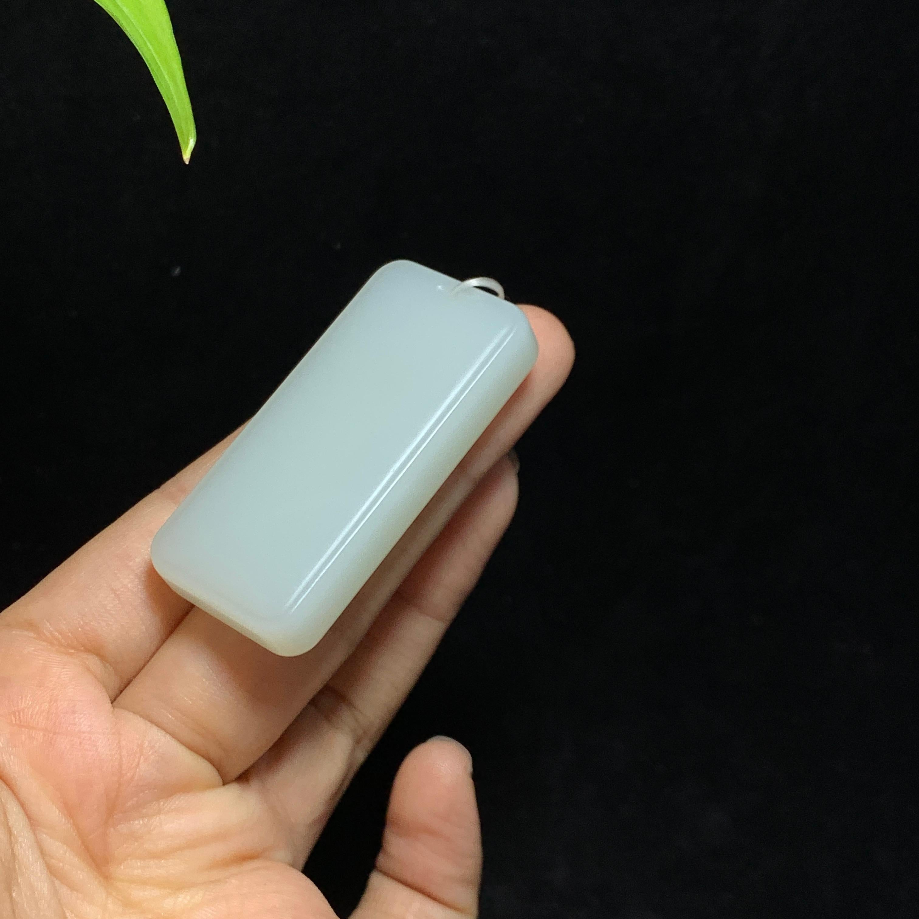 和田山料白玉无事牌（34.7g）