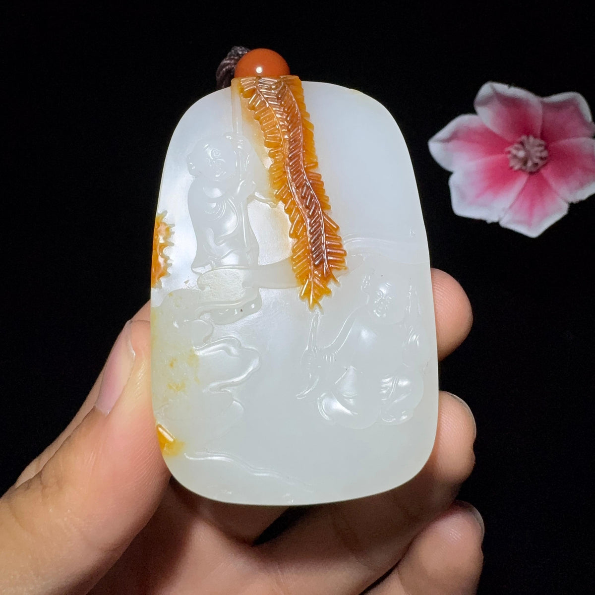 和田玉籽料双童启瑞（71.7g）