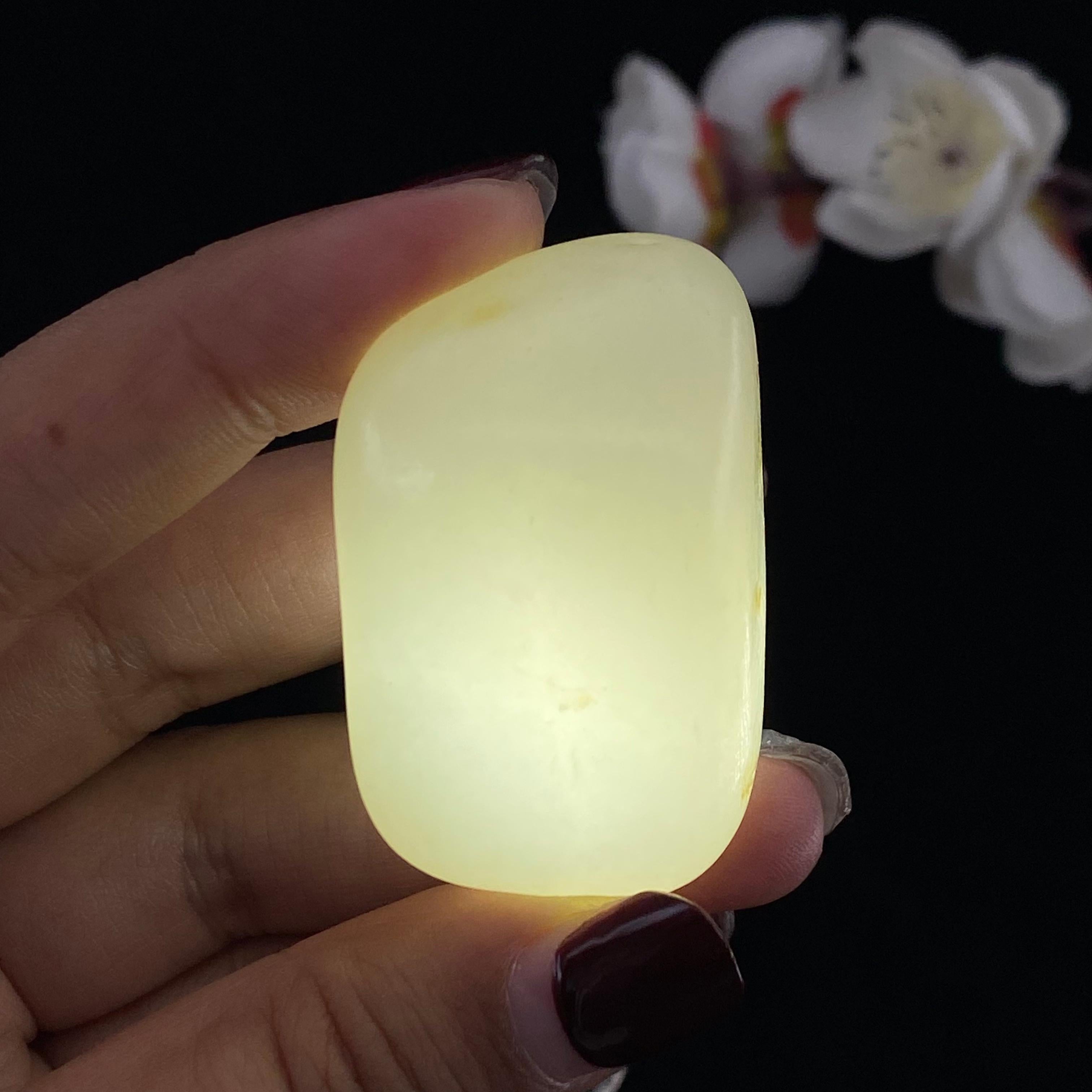 和田玉-白玉籽料原石（43.4g）