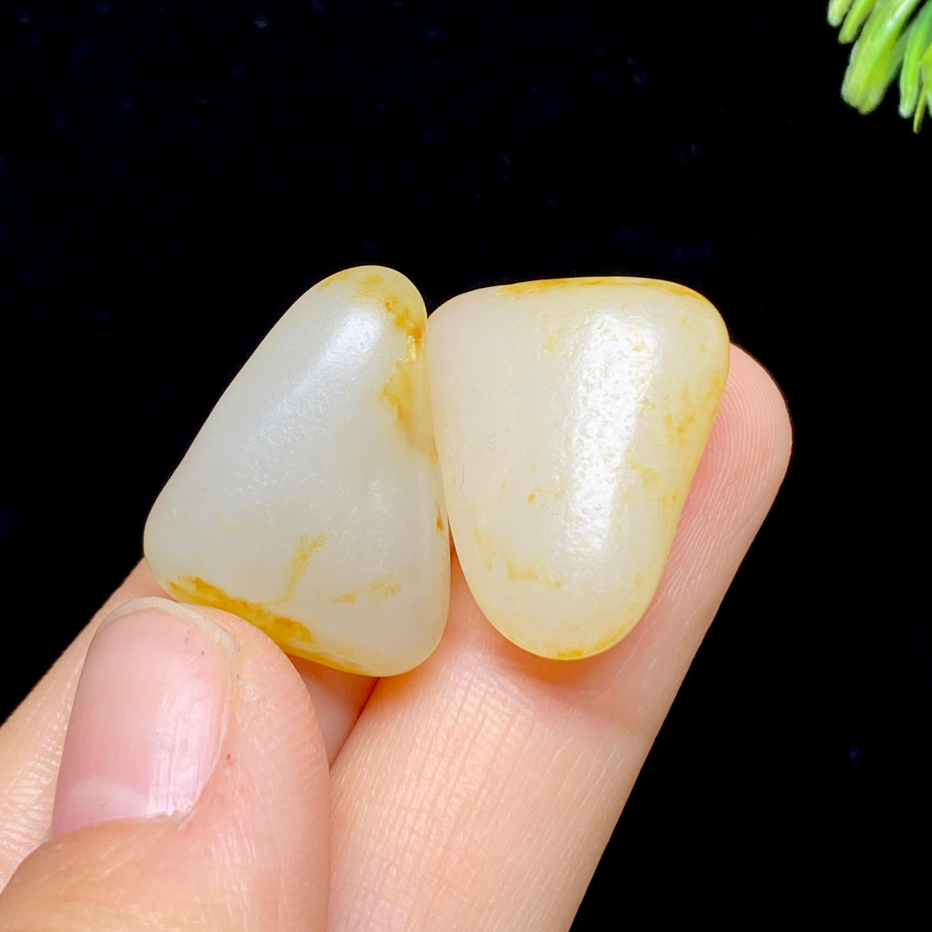 和田玉洒金皮籽料（8.5g）