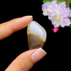 和田玉秋梨皮籽料挂件（7.33g）