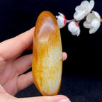 和田玉聚黄皮籽料（168g）