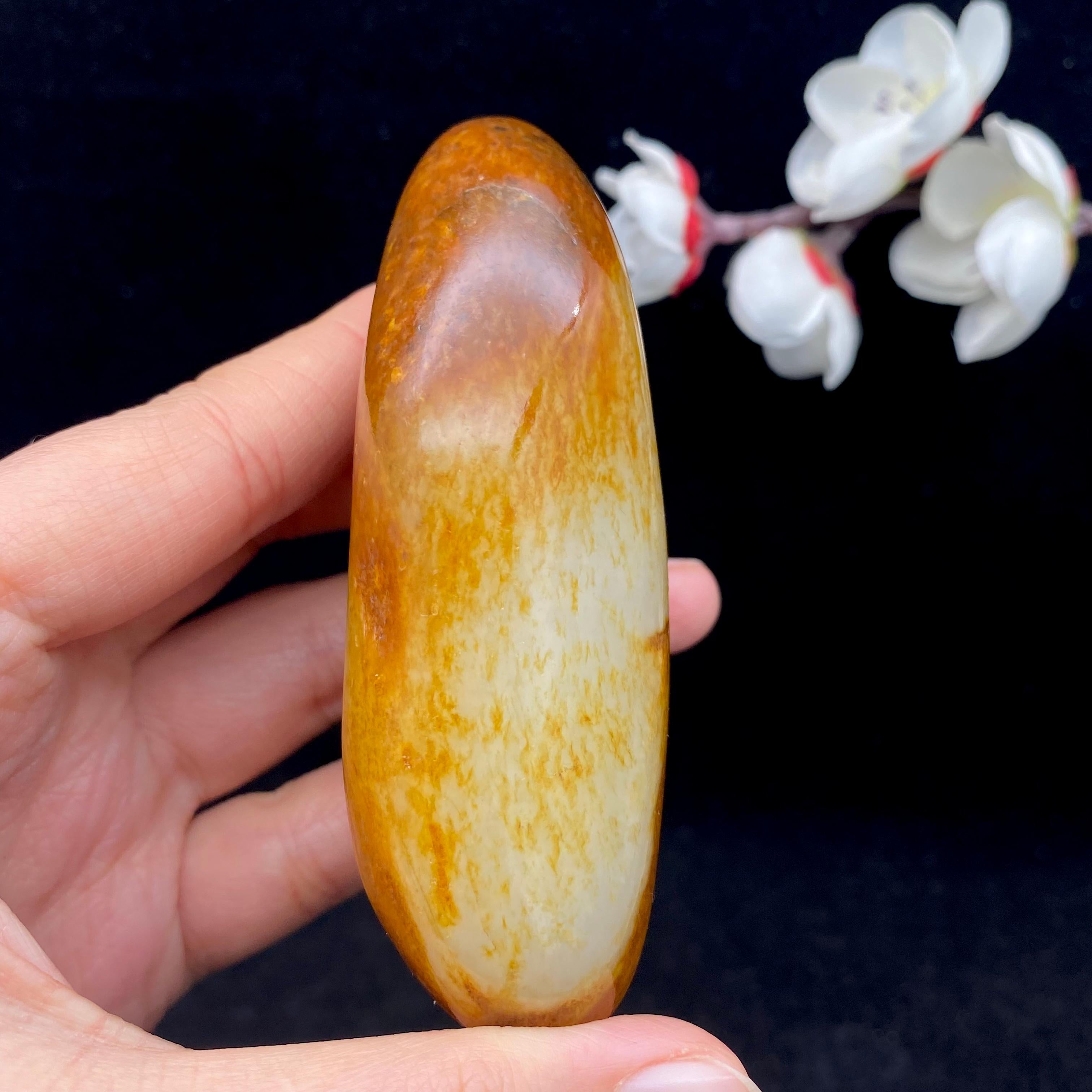 和田玉聚黄皮籽料（168g）