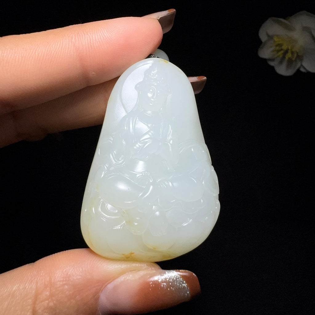 和田玉籽料观音挂件（50.2g）