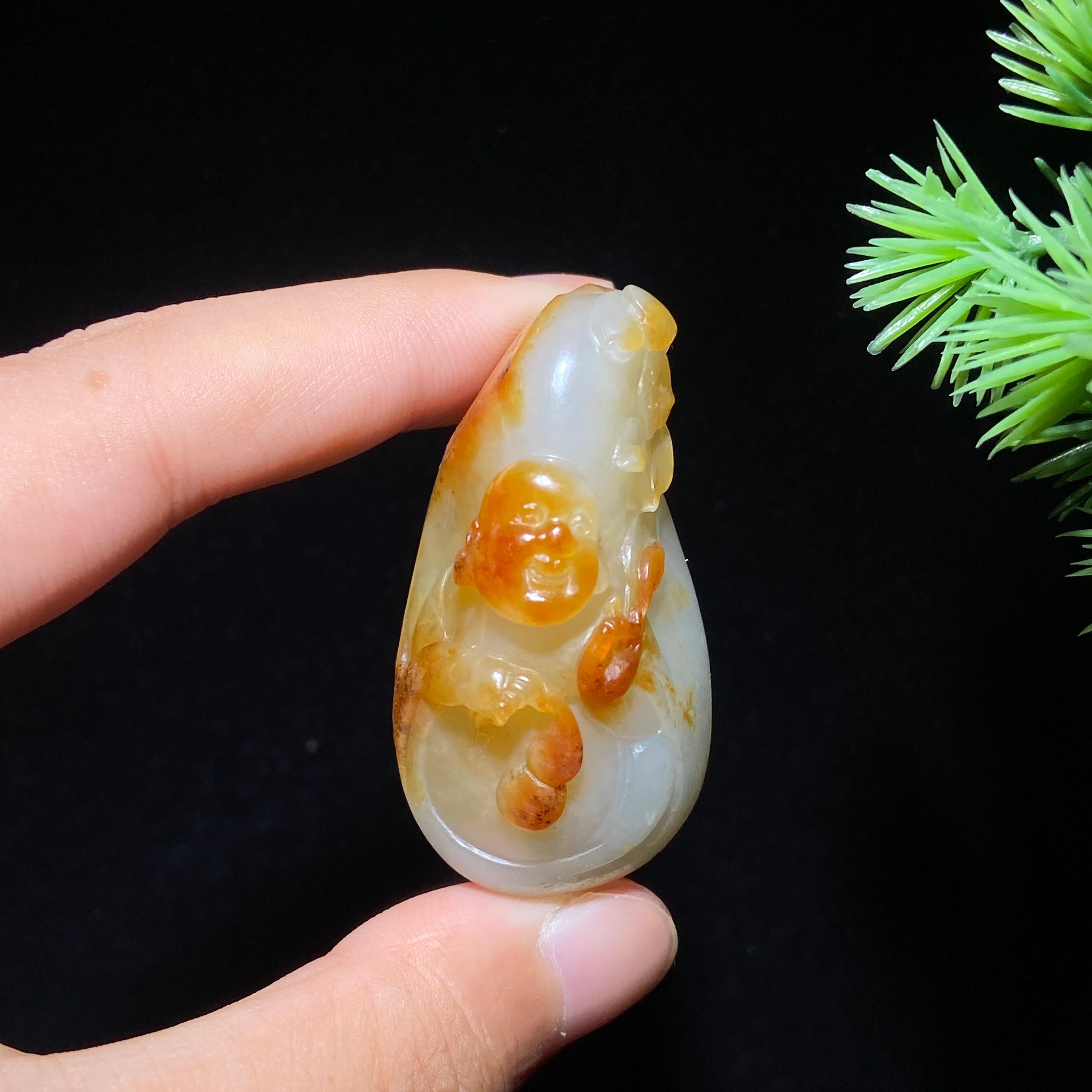 和田玉籽料佛公（25.5g）
