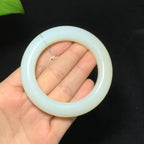 收藏级新疆且末糖白玉手镯（81.9g）