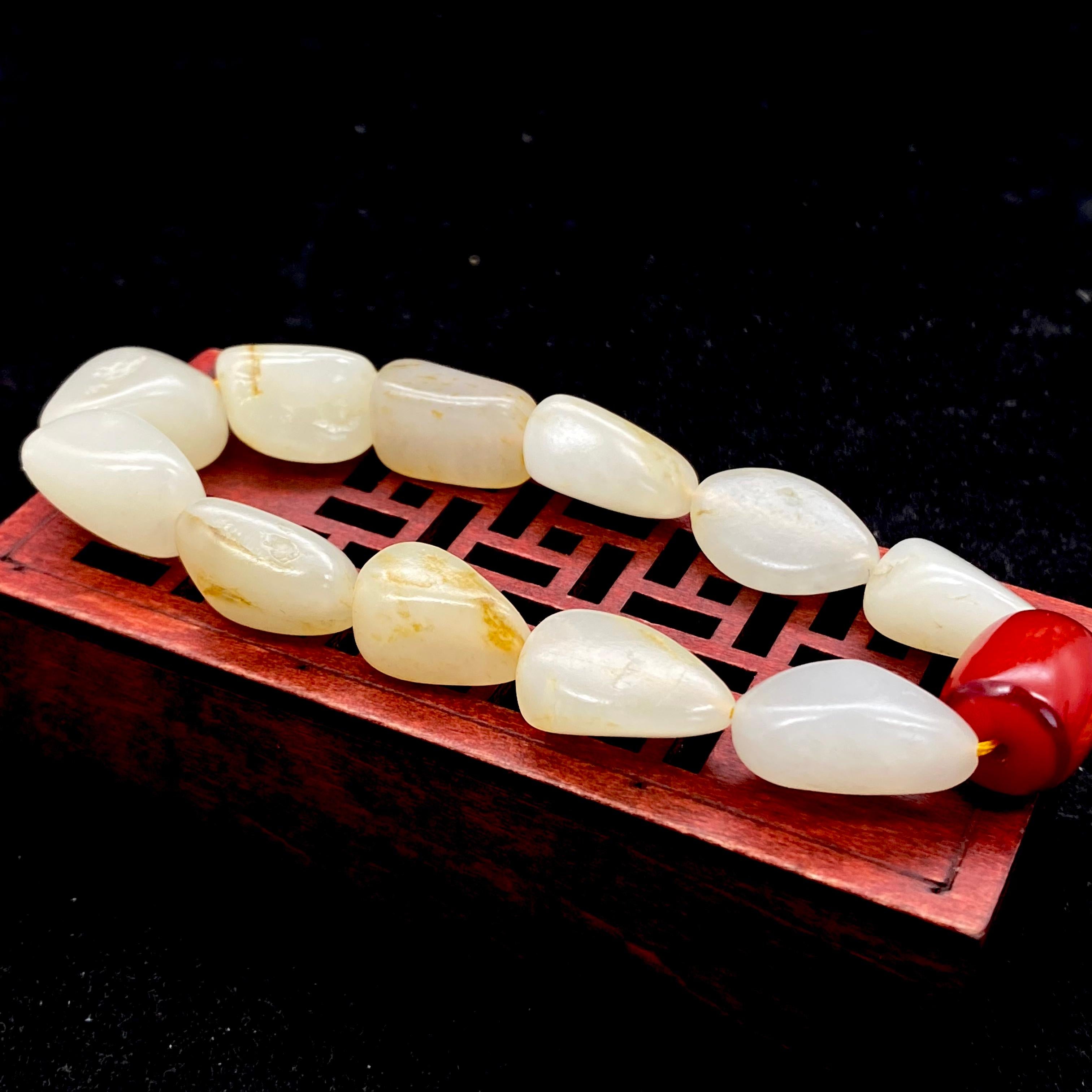 和田玉洒金皮【精品手串】（38.6g）