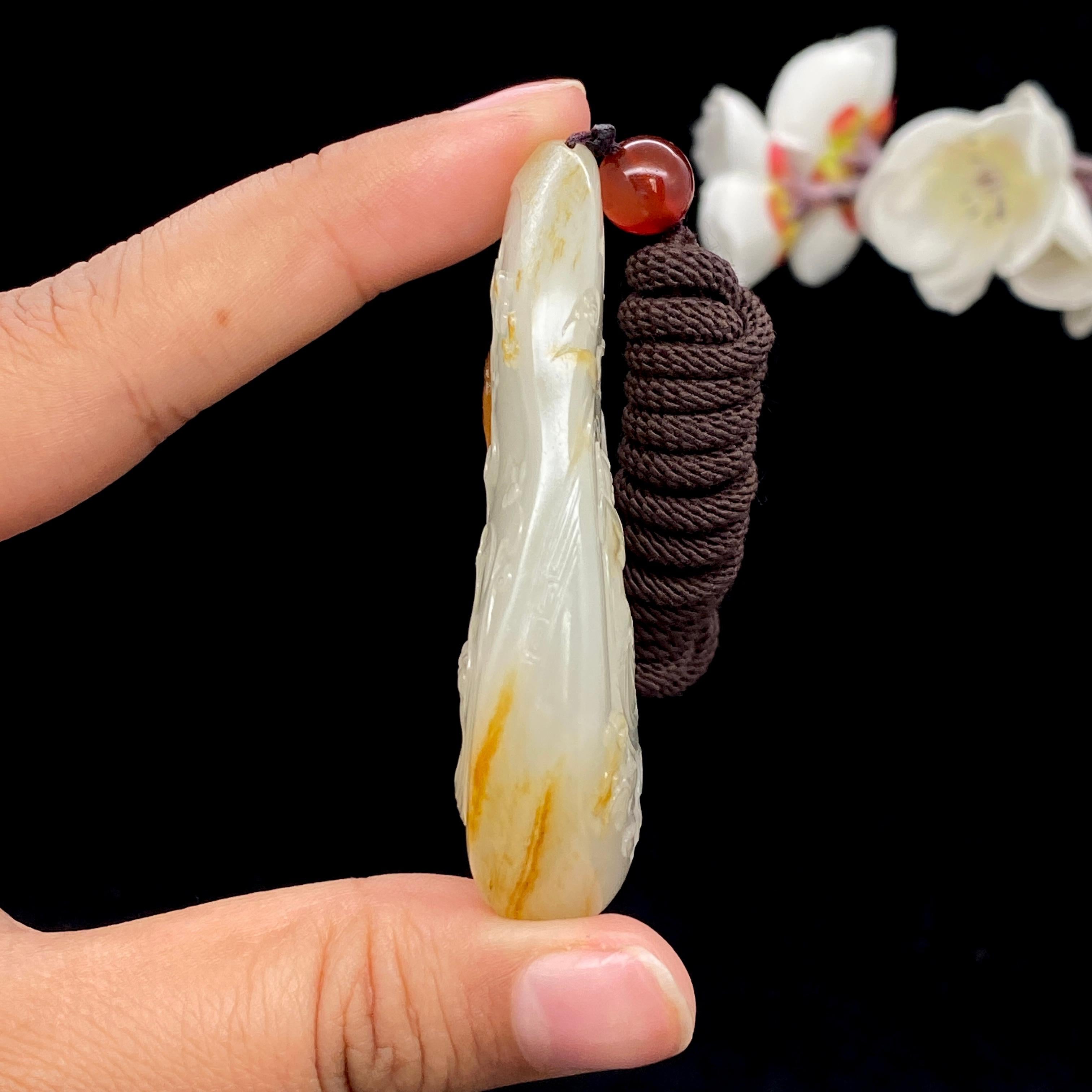 和田玉红皮籽料【飞天仙女】挂件（47.7g）