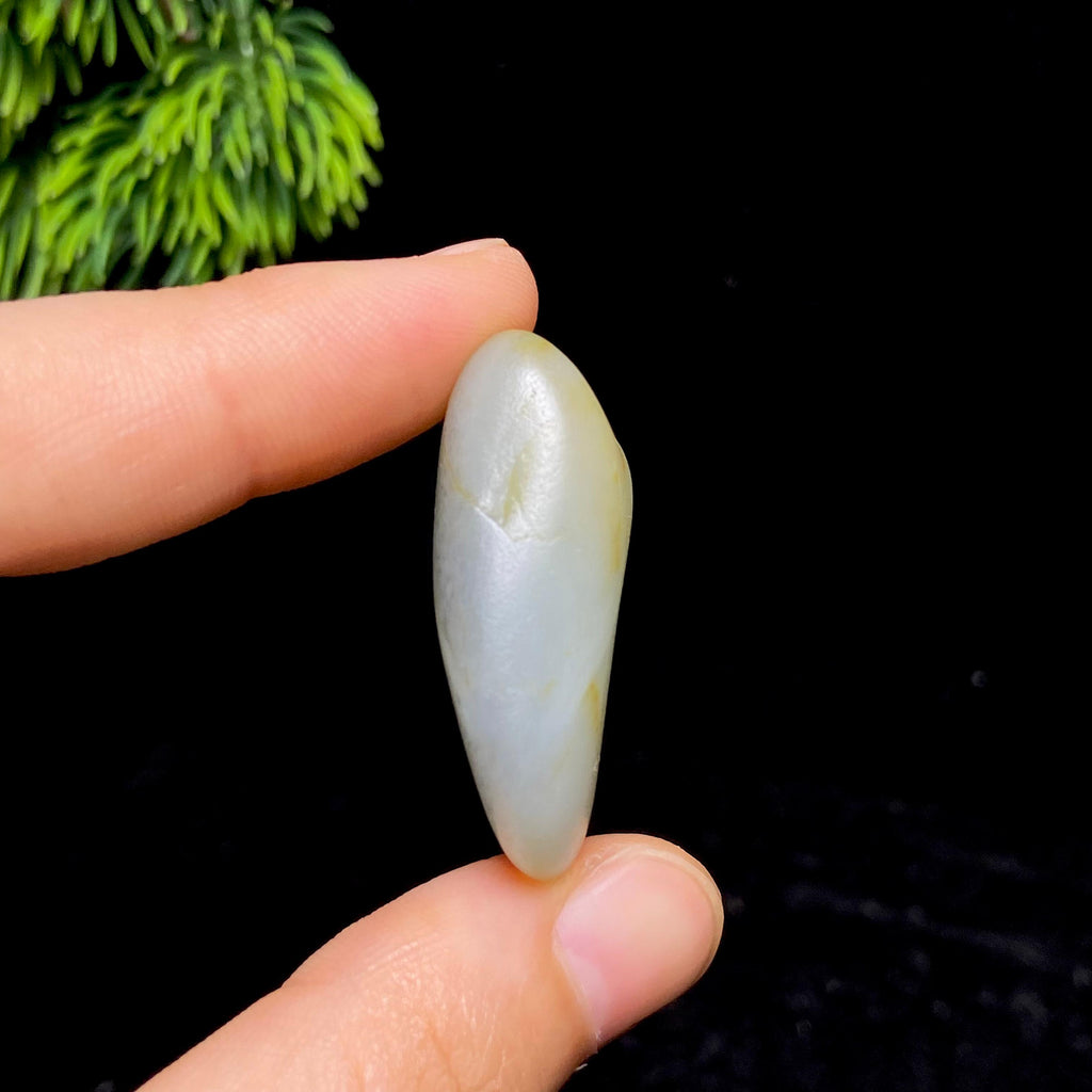 【超值推荐】和田玉黄皮籽料（20.2g）