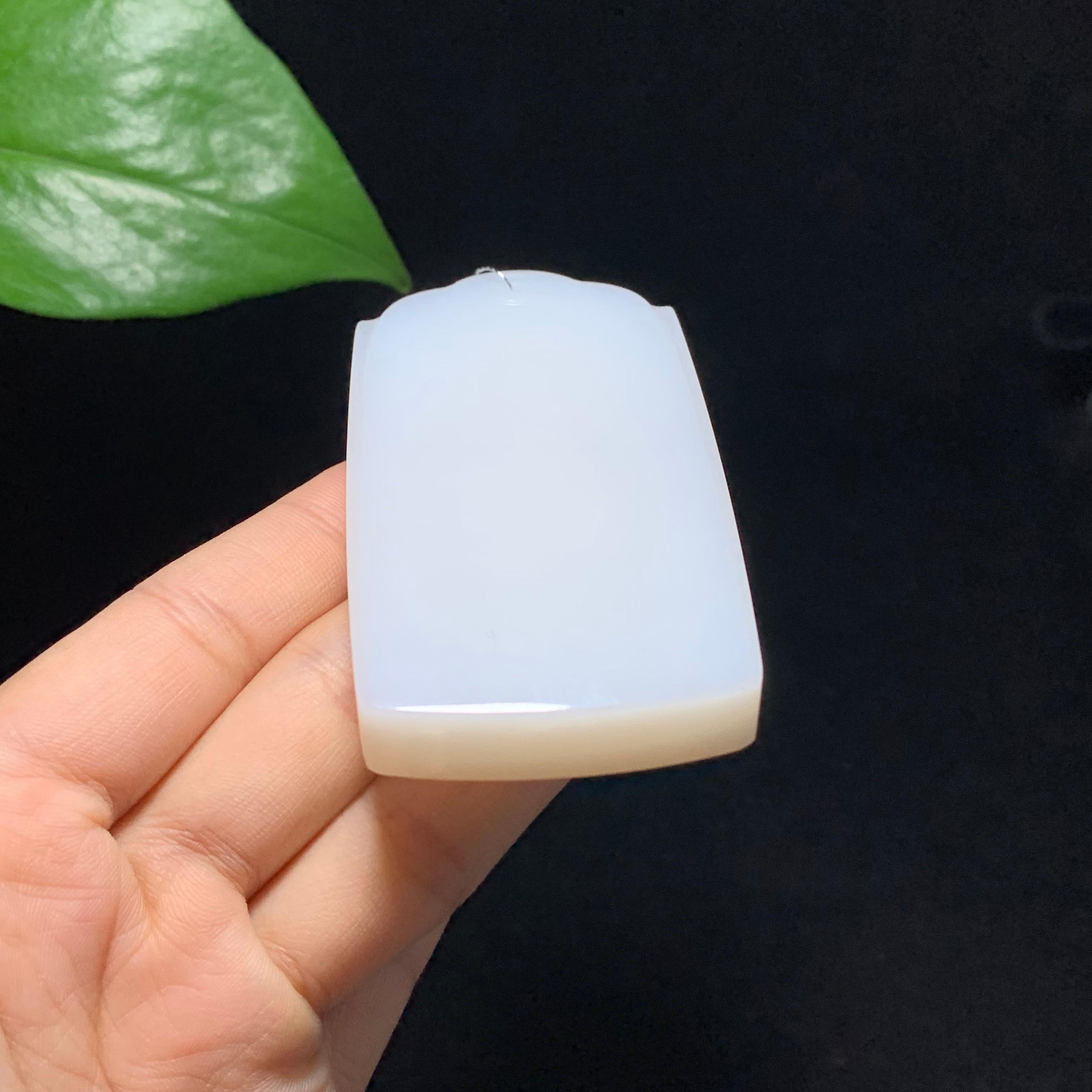 收藏级和田山料羊脂白玉无事牌挂件（90.8g）