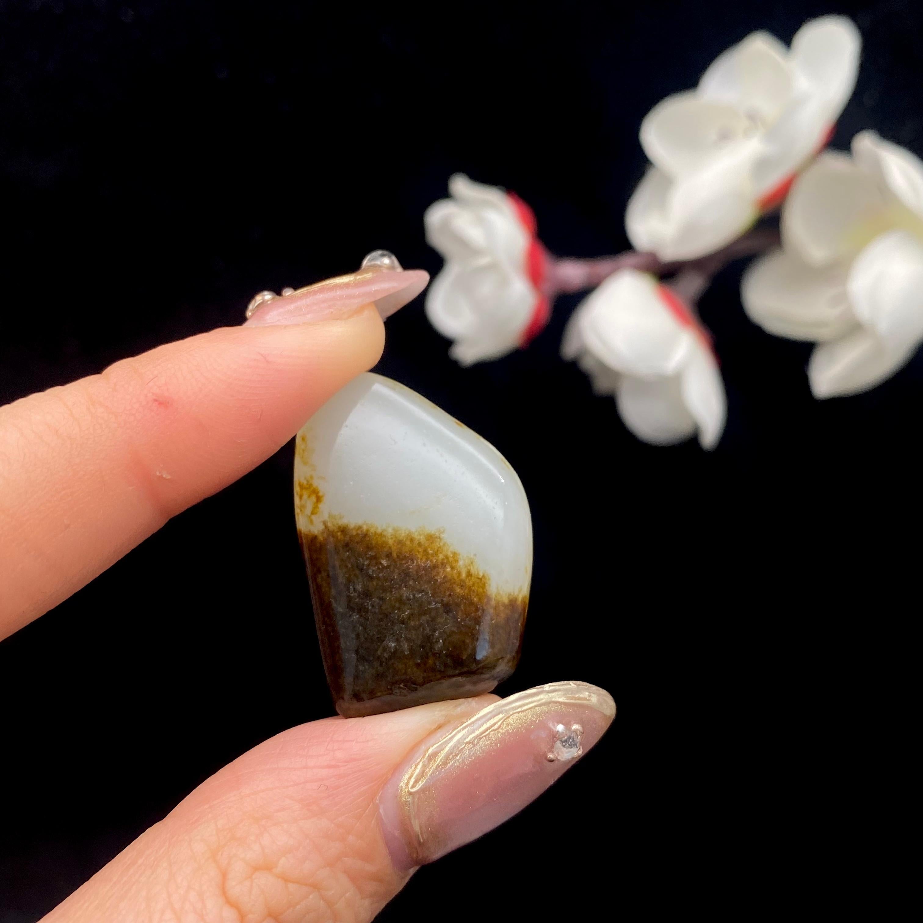 和田玉聚黑皮籽料吊坠籽（7.3g）