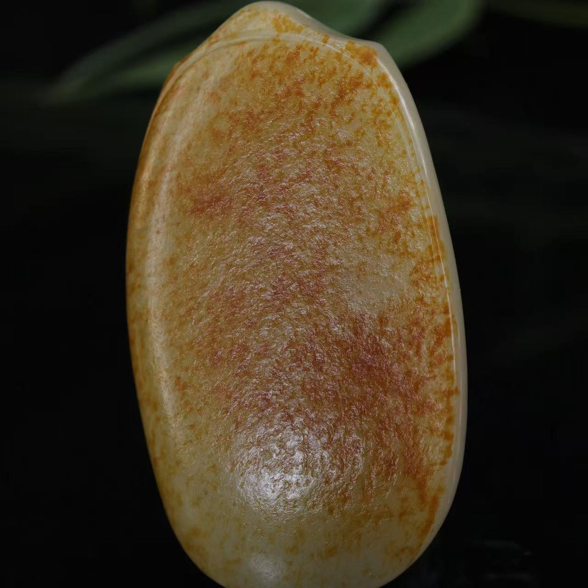 和田玉洒红皮无事牌挂坠（73.3g）