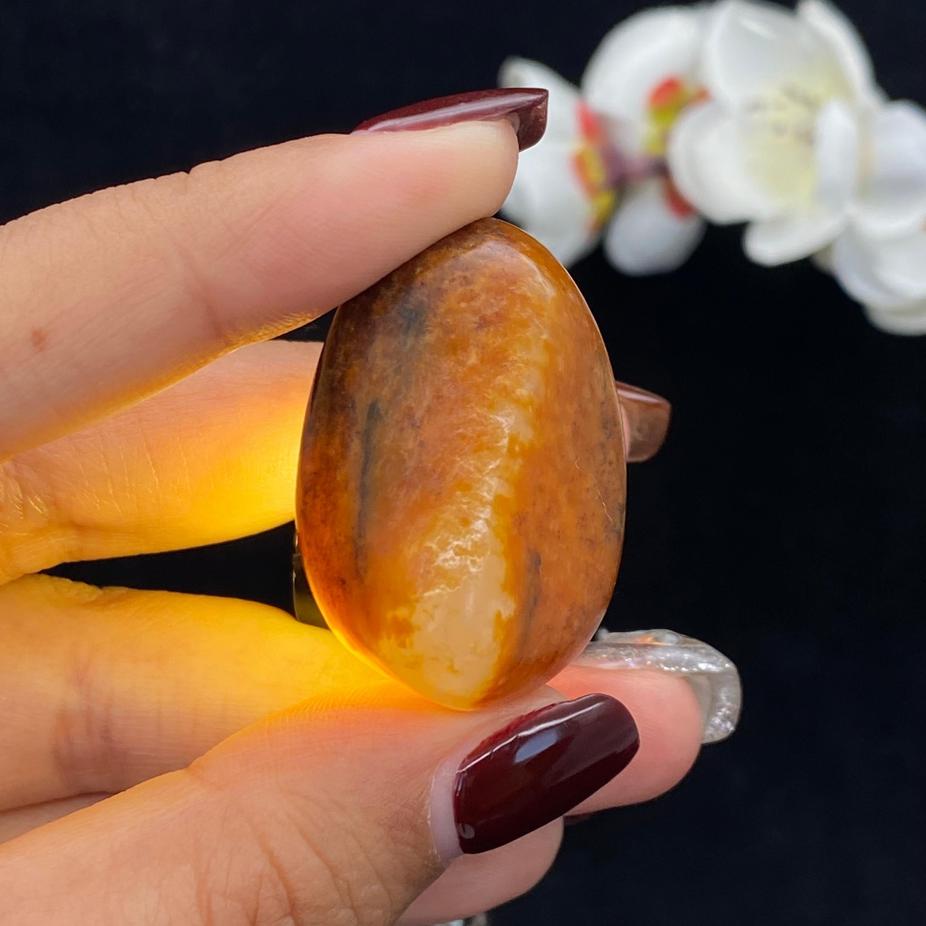 和田玉红沁皮籽料原石（26.3g）