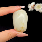 和田玉白玉带黄皮籽料（63.1g）