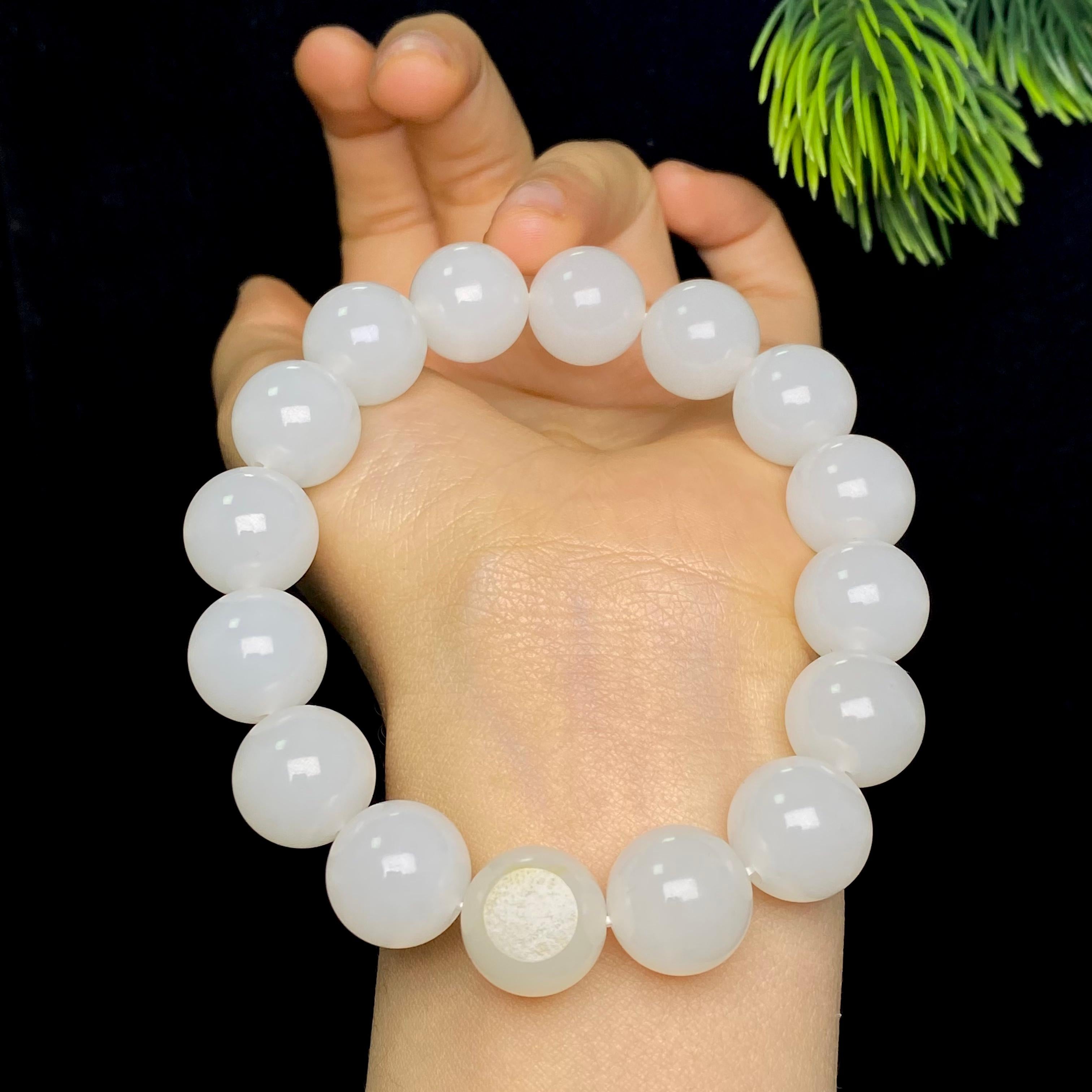 和田玉籽料白玉圆珠手串（67.3g）