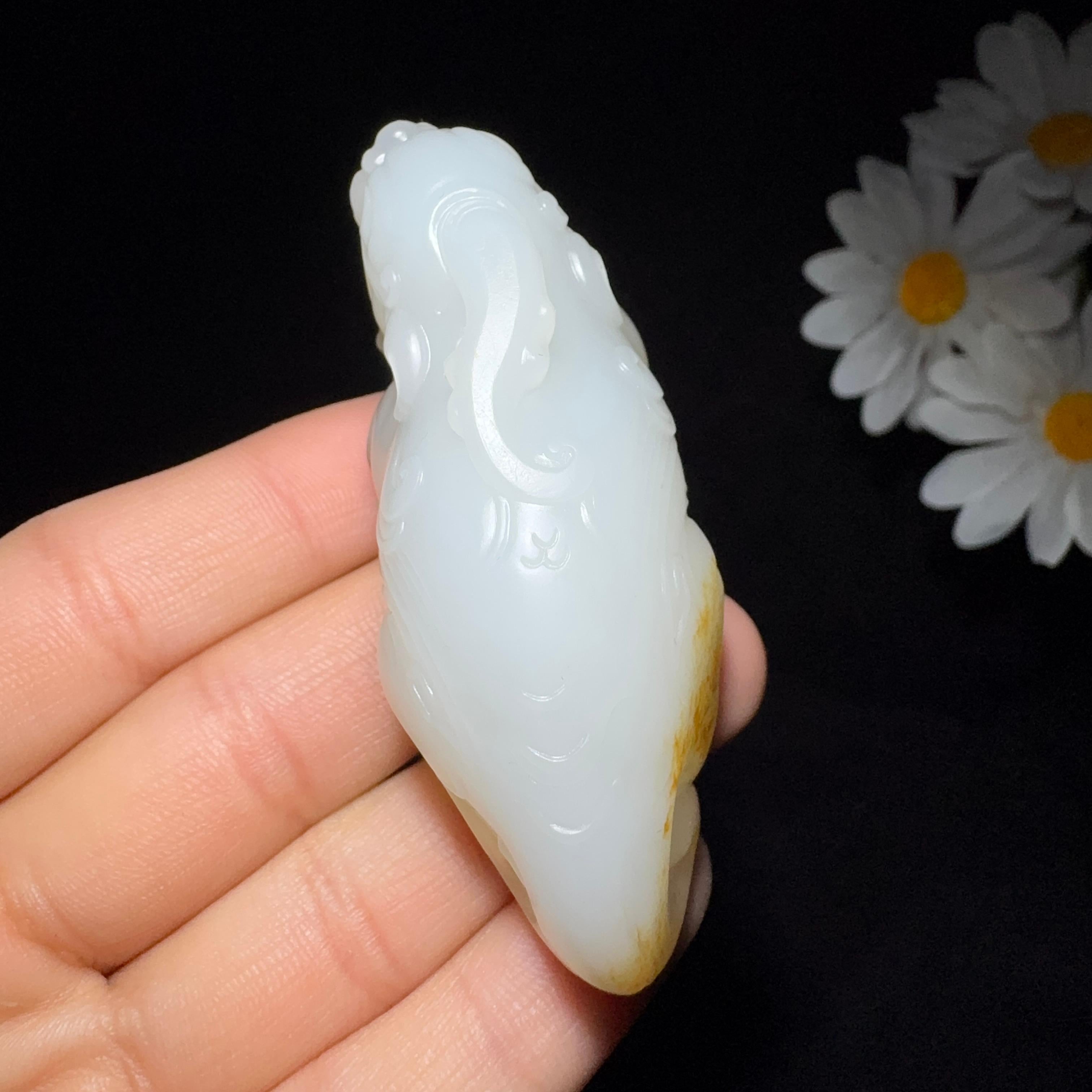 和田玉籽料白玉手把件貔貅（68.2g）