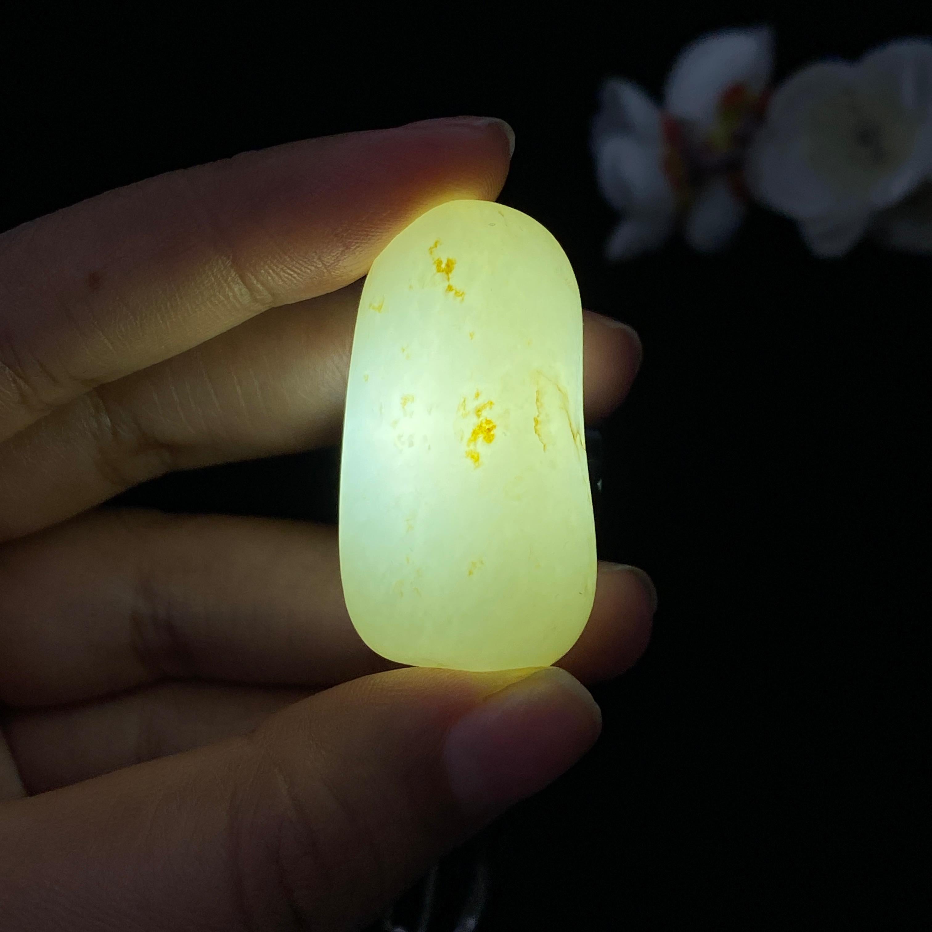 和田玉洒金皮籽料挂件（23.5g）