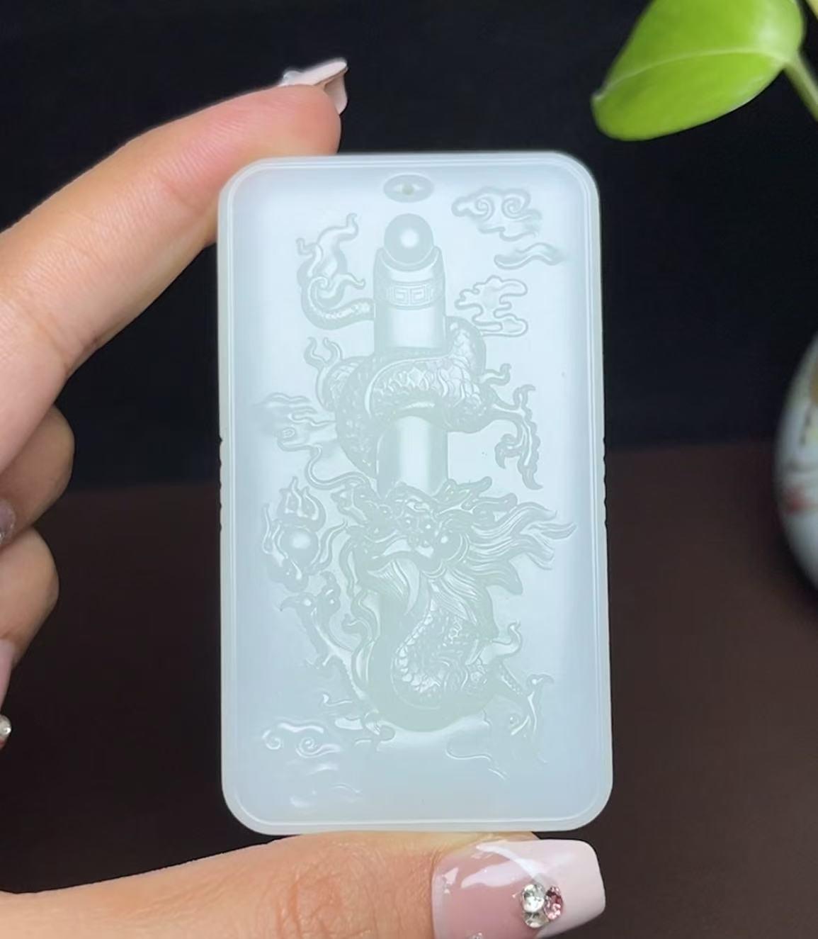 和田羊脂玉祥龙护主（80.5g）