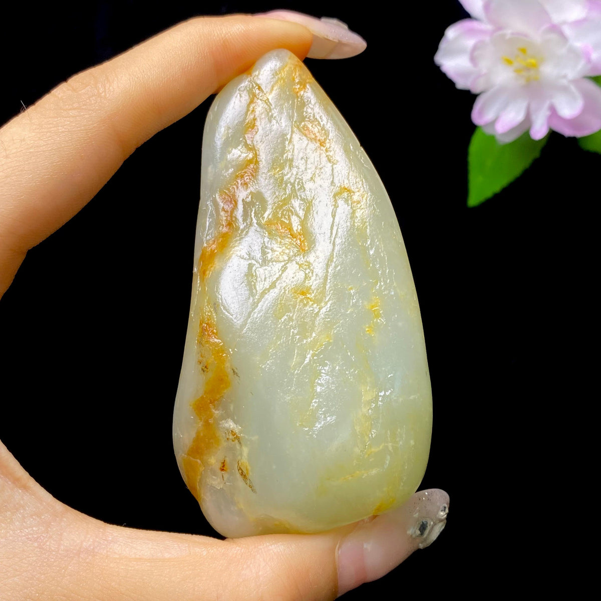 和田玉洒金皮籽料手把件（210.38g）