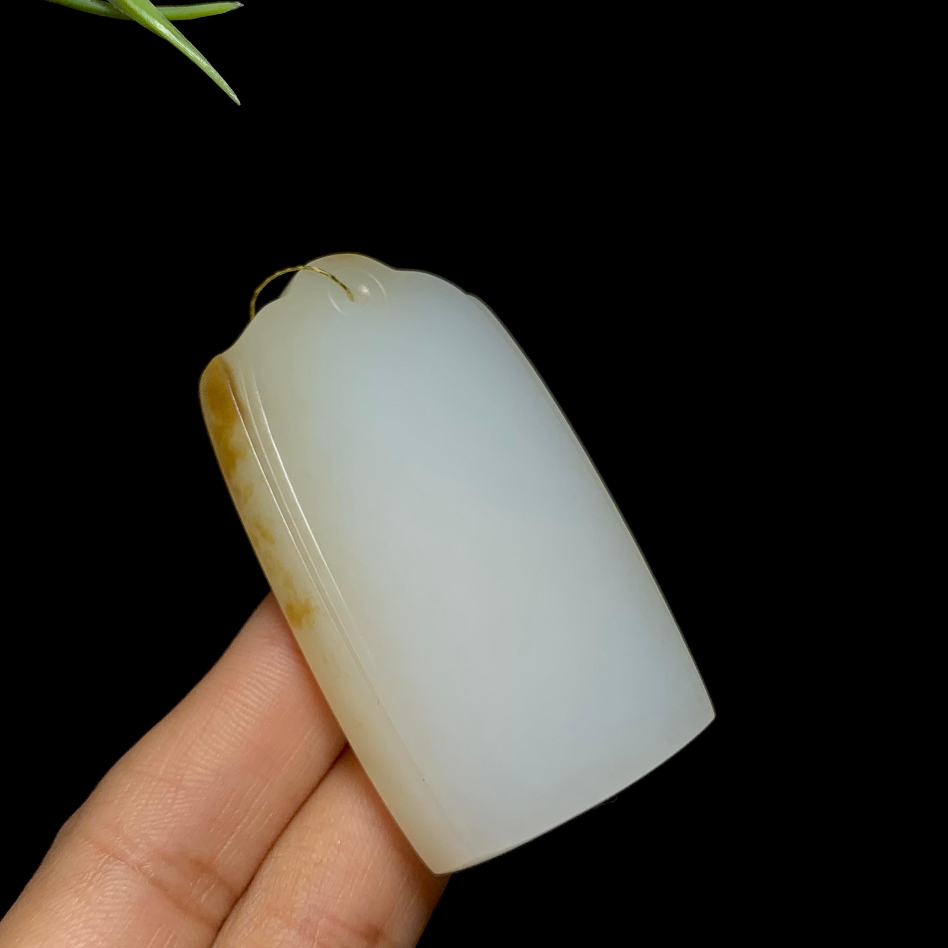 精品和田玉糖白玉无事牌（51.5g）