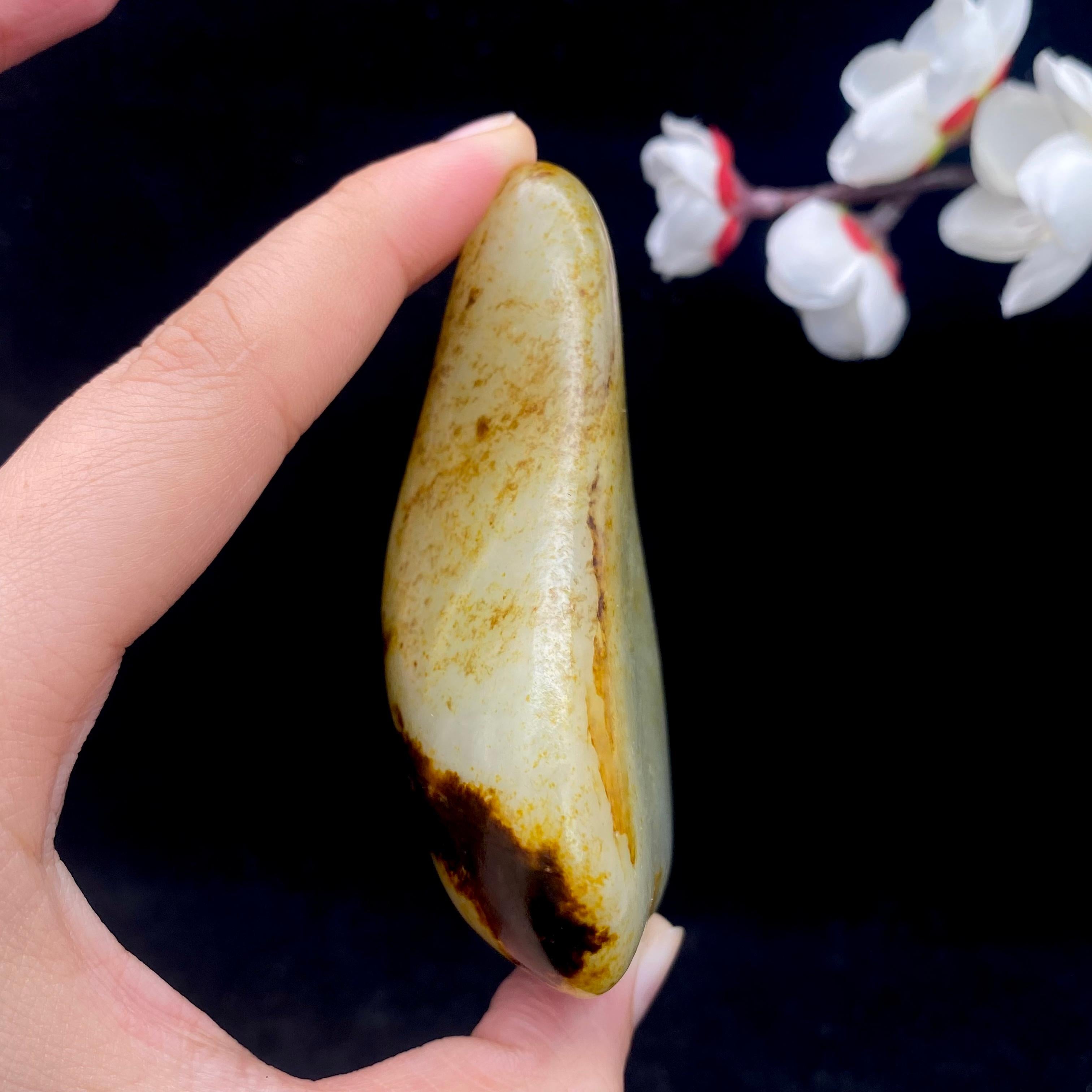 和田玉聚红皮籽料挂件（148.8g）