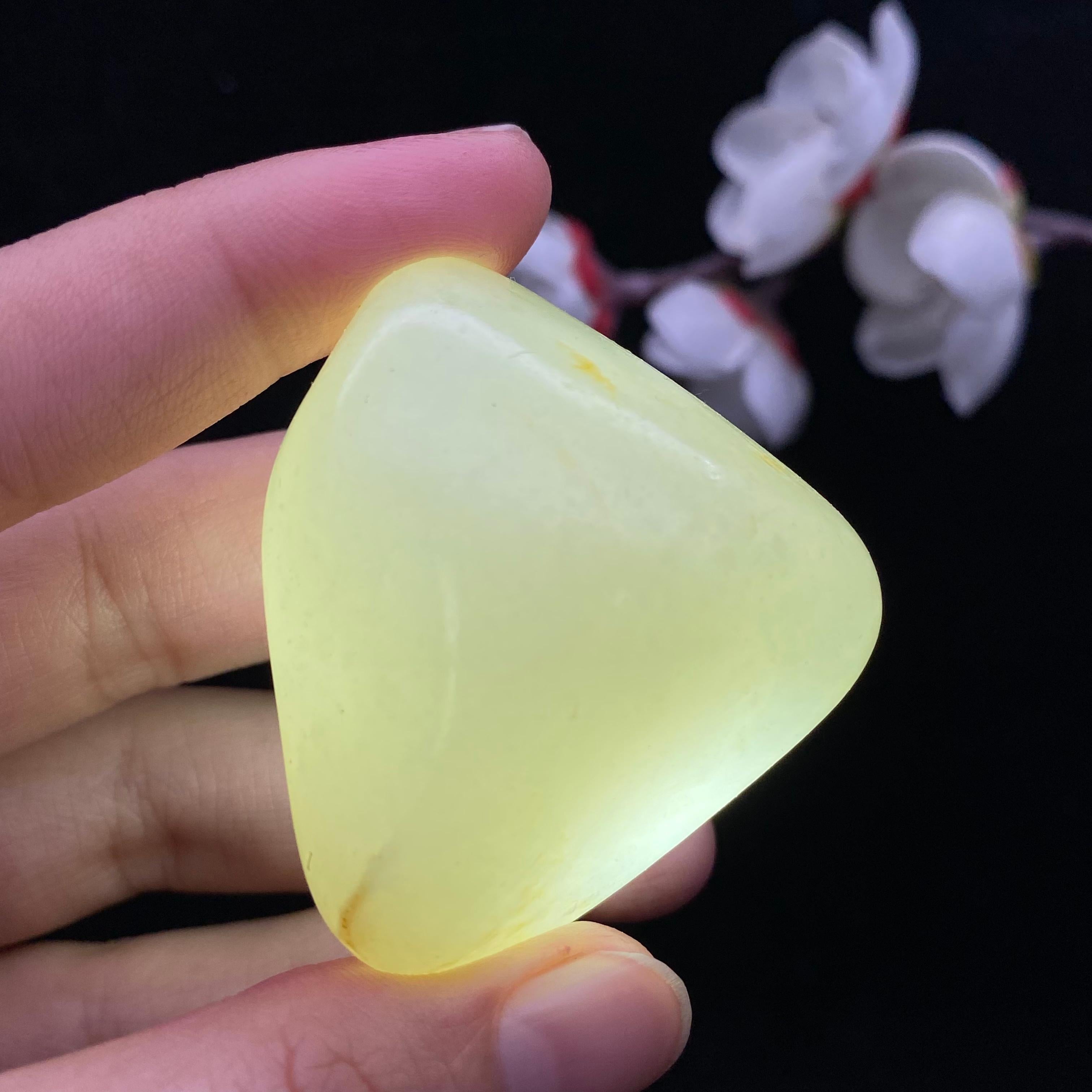 和田玉白玉青花底籽料（55.2g）