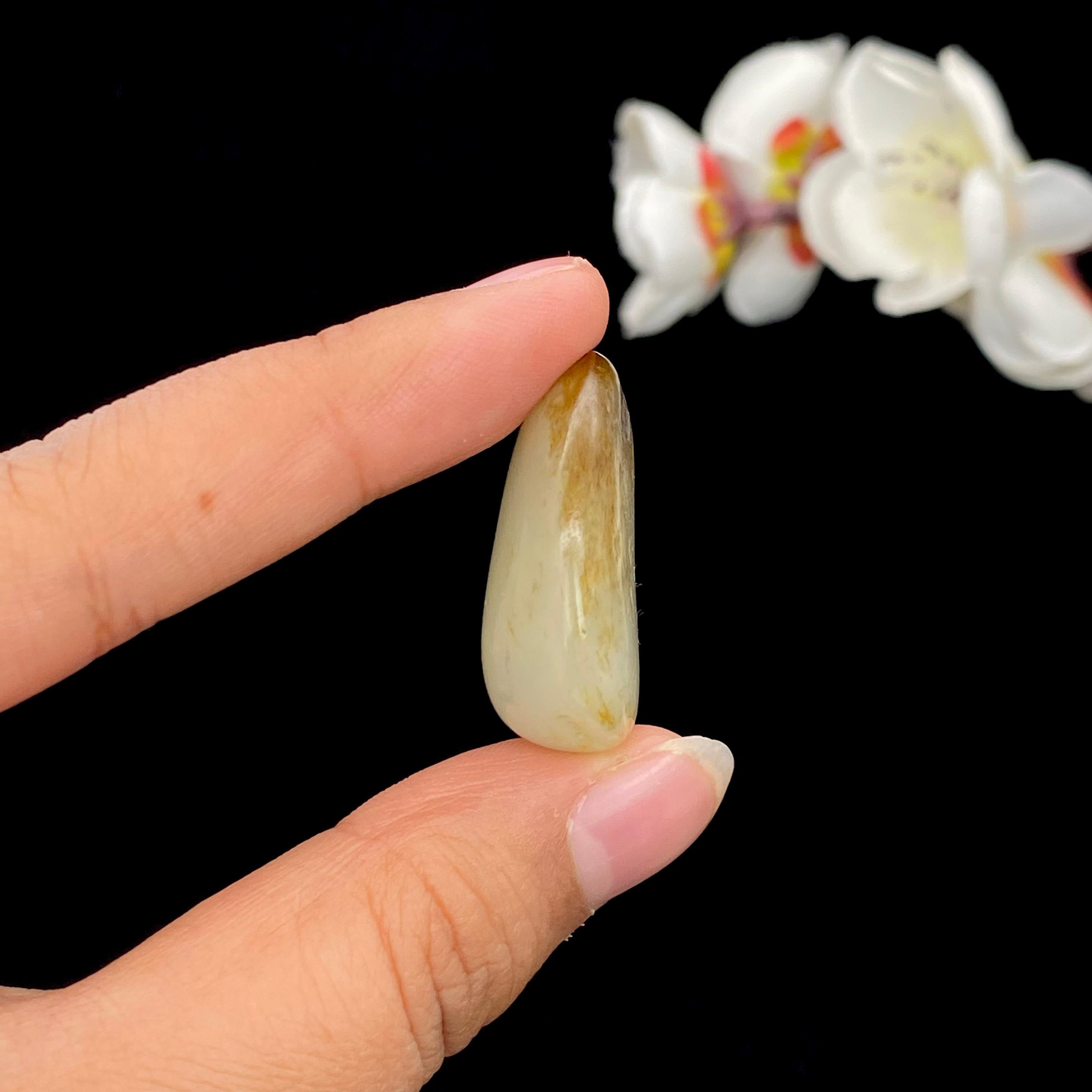 和田玉黄皮籽料吊坠籽（12.8g）