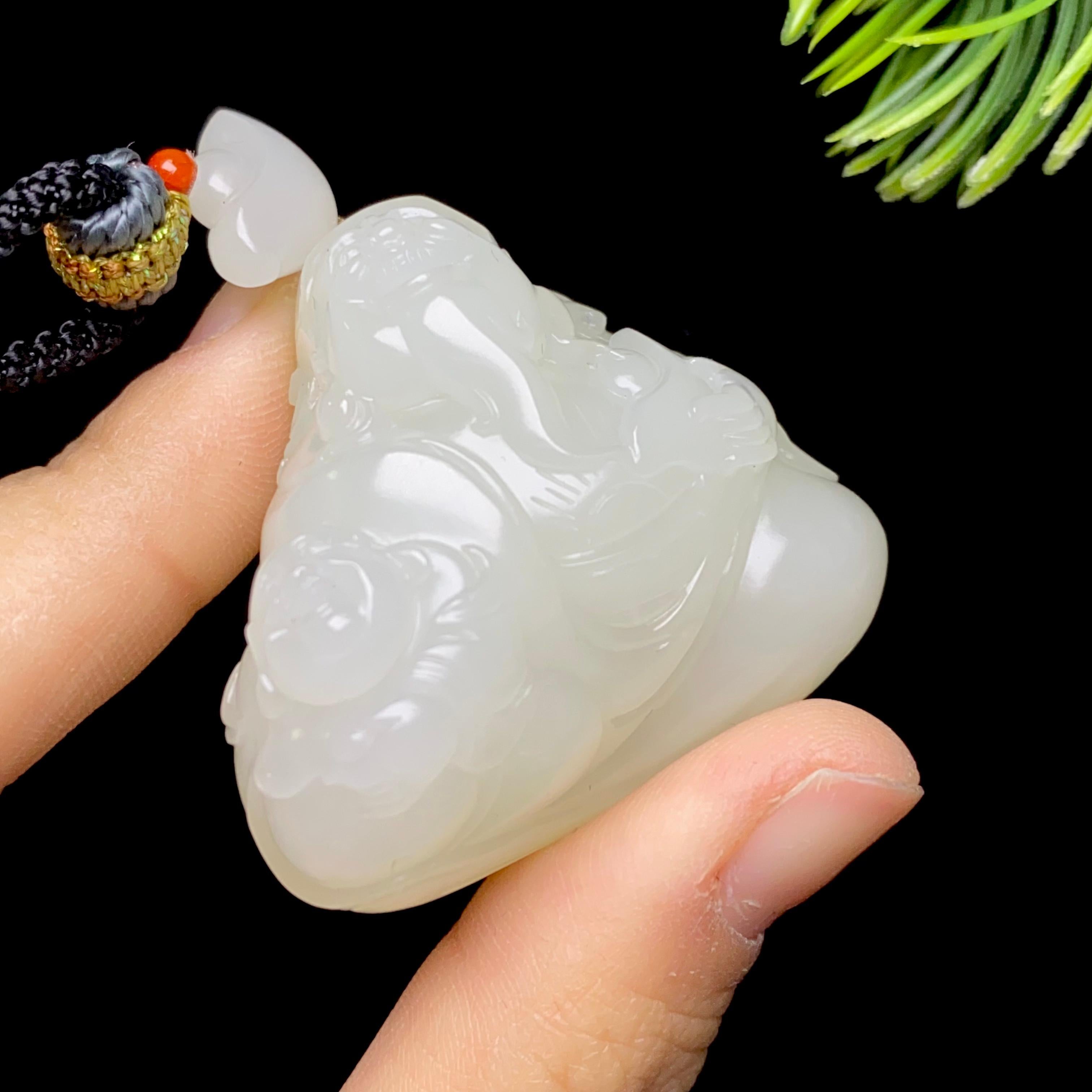 和田玉籽料白玉财神（51.6g）