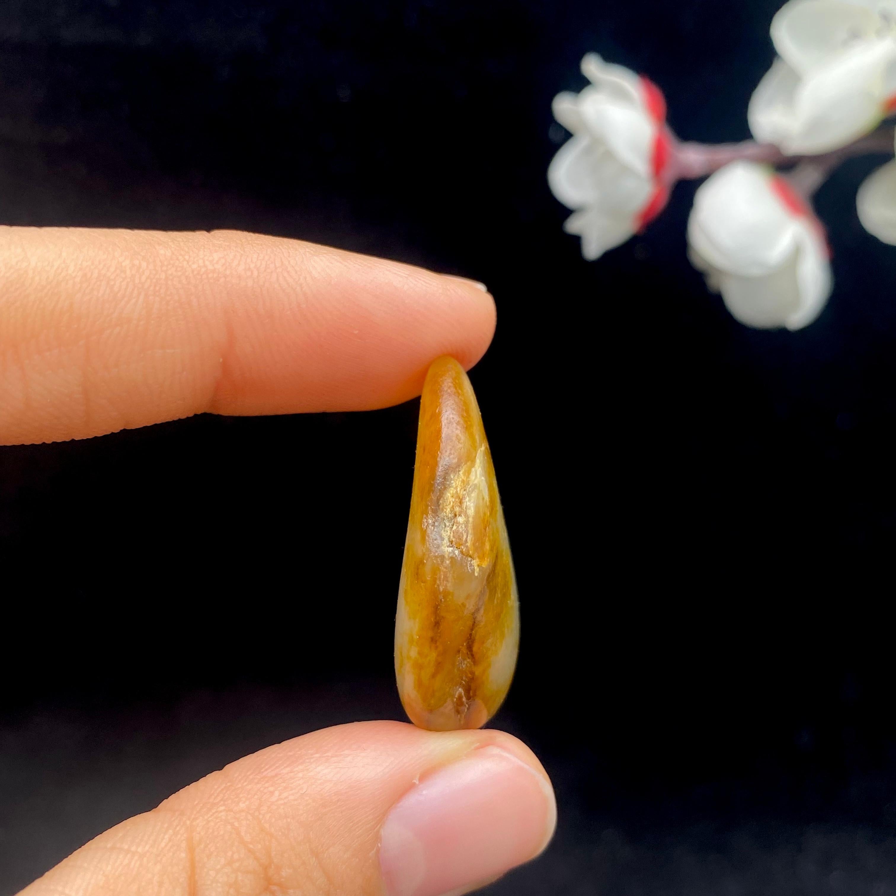 和田玉聚红皮籽料吊坠籽（11.8g）