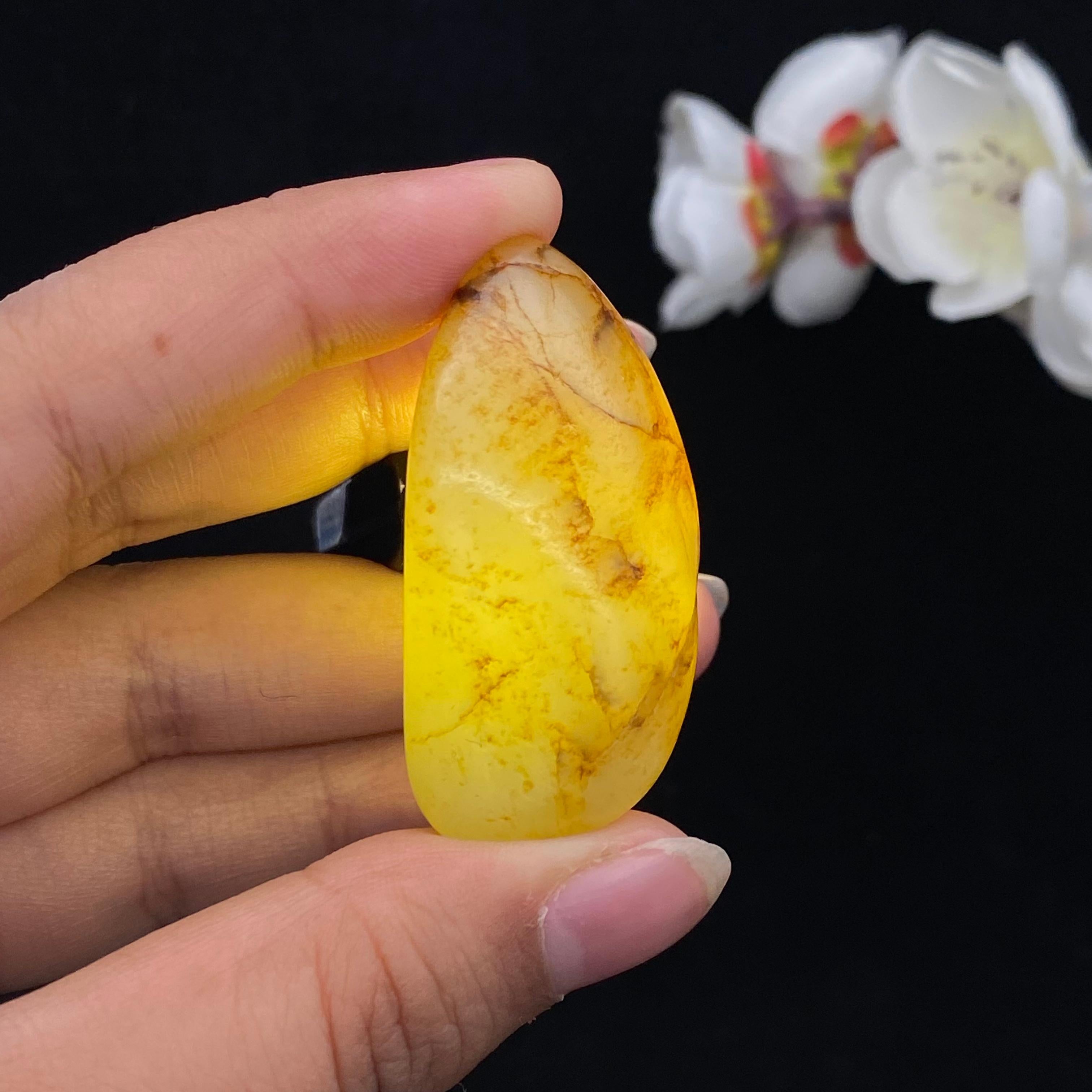 和田玉洒金皮籽料挂件（34.1g）